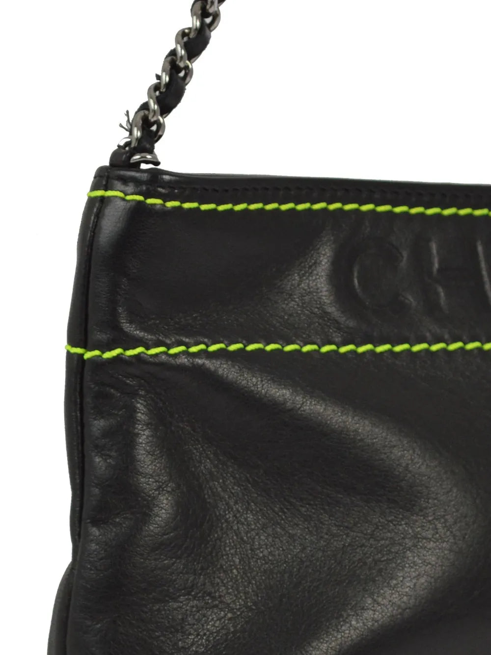 Pre-OwnedCHANEL Pre-Owned2005 logo-debossed shoulder bag