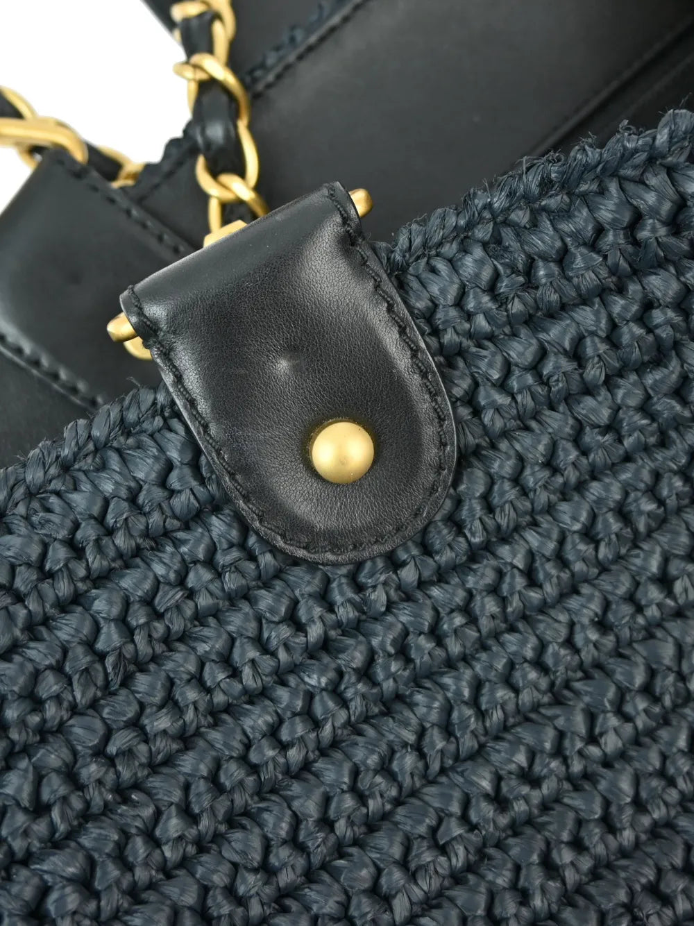 Pre-OwnedCHANEL Pre-Owned2006 Chain tote bag