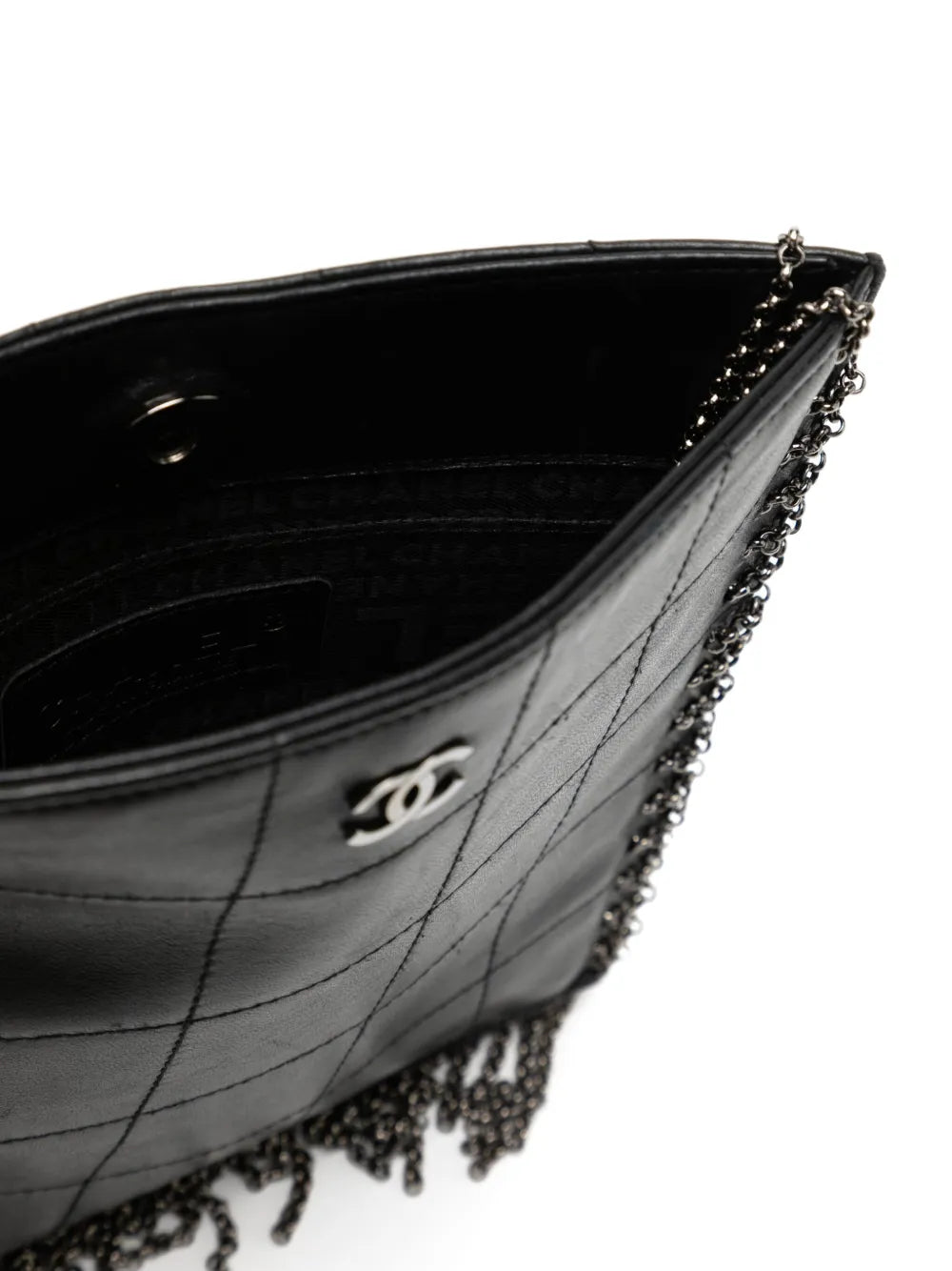 Pre-OwnedCHANEL Pre-Owned2002 fringed crossbody bag