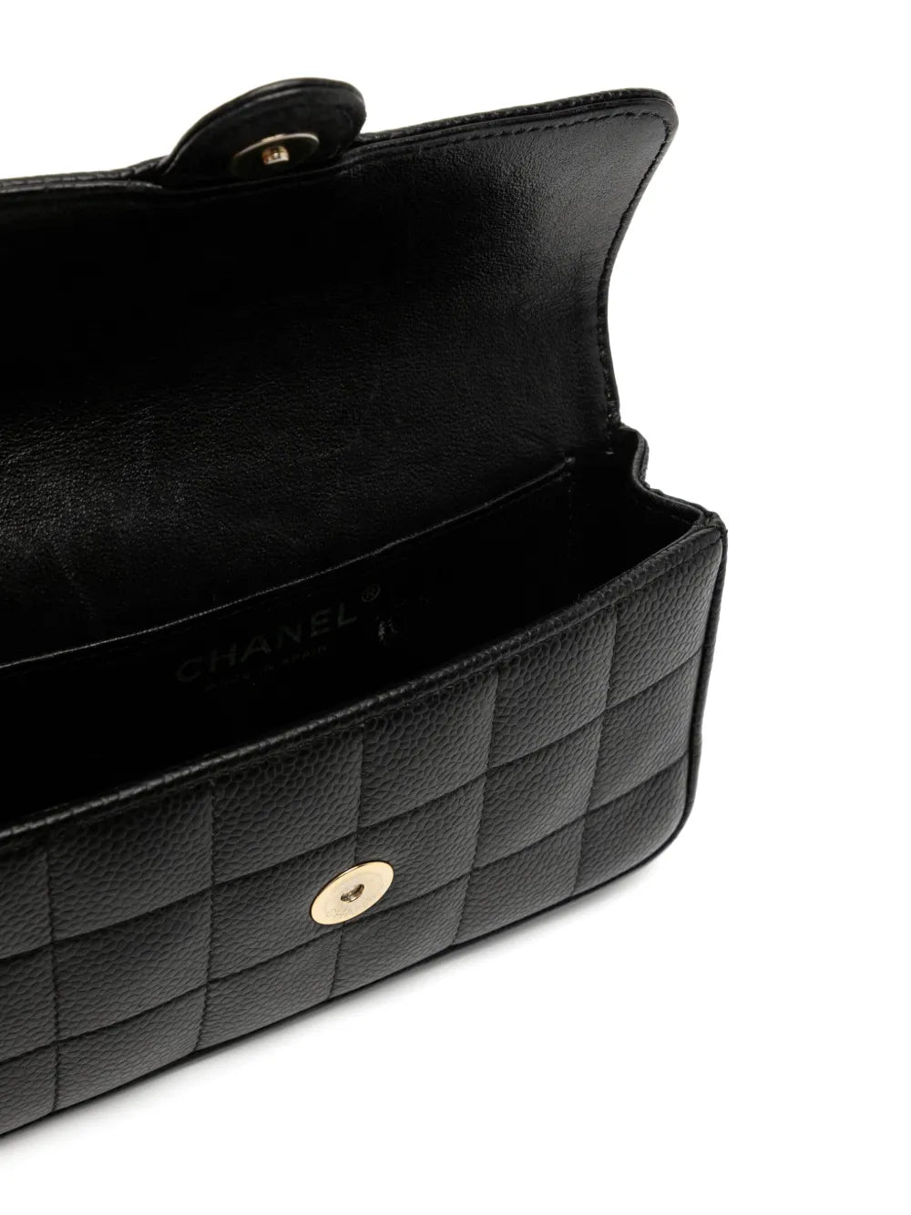 Pre-OwnedCHANEL Pre-Owned2004 waist belt bag