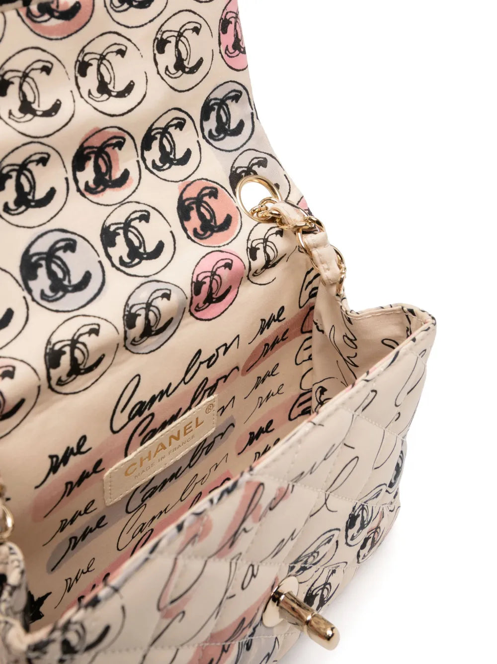Pre-OwnedCHANEL Pre-Owned2006 CC-logo flap bag