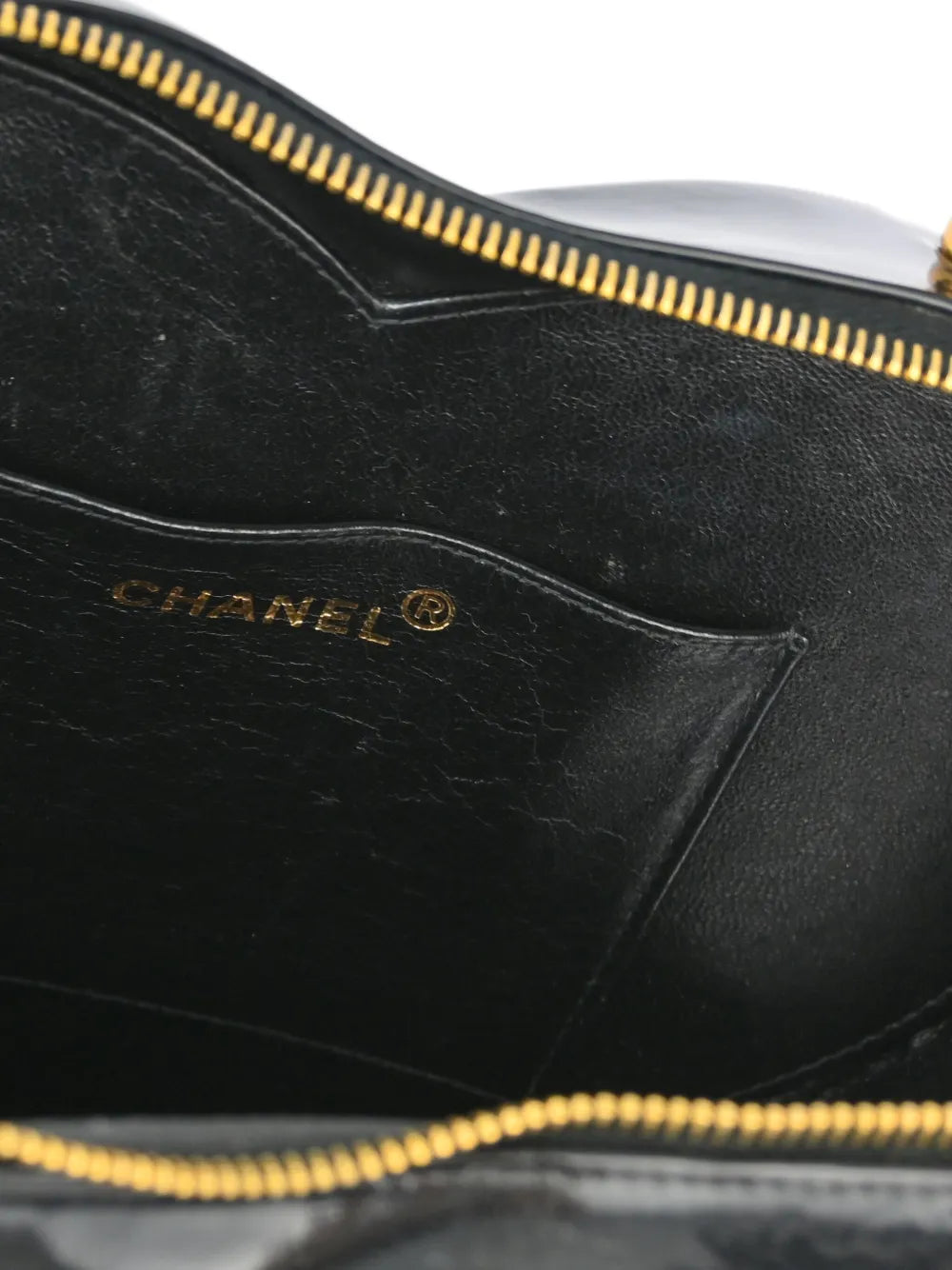 Pre-OwnedCHANEL Pre-Owned1995 heart vanity handbag
