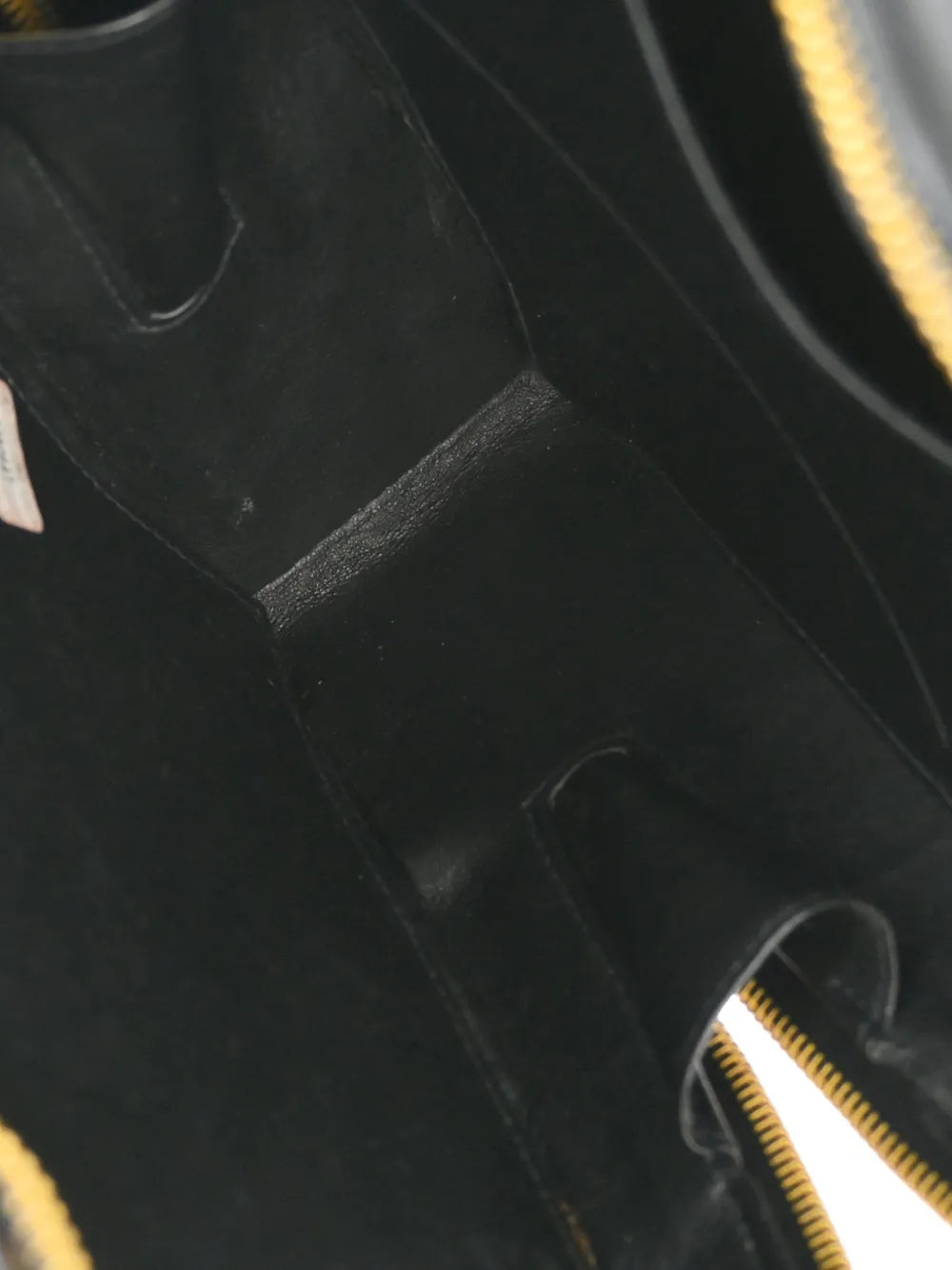 Pre-OwnedCHANEL Pre-Owned1995 CC Heart Vanity bag