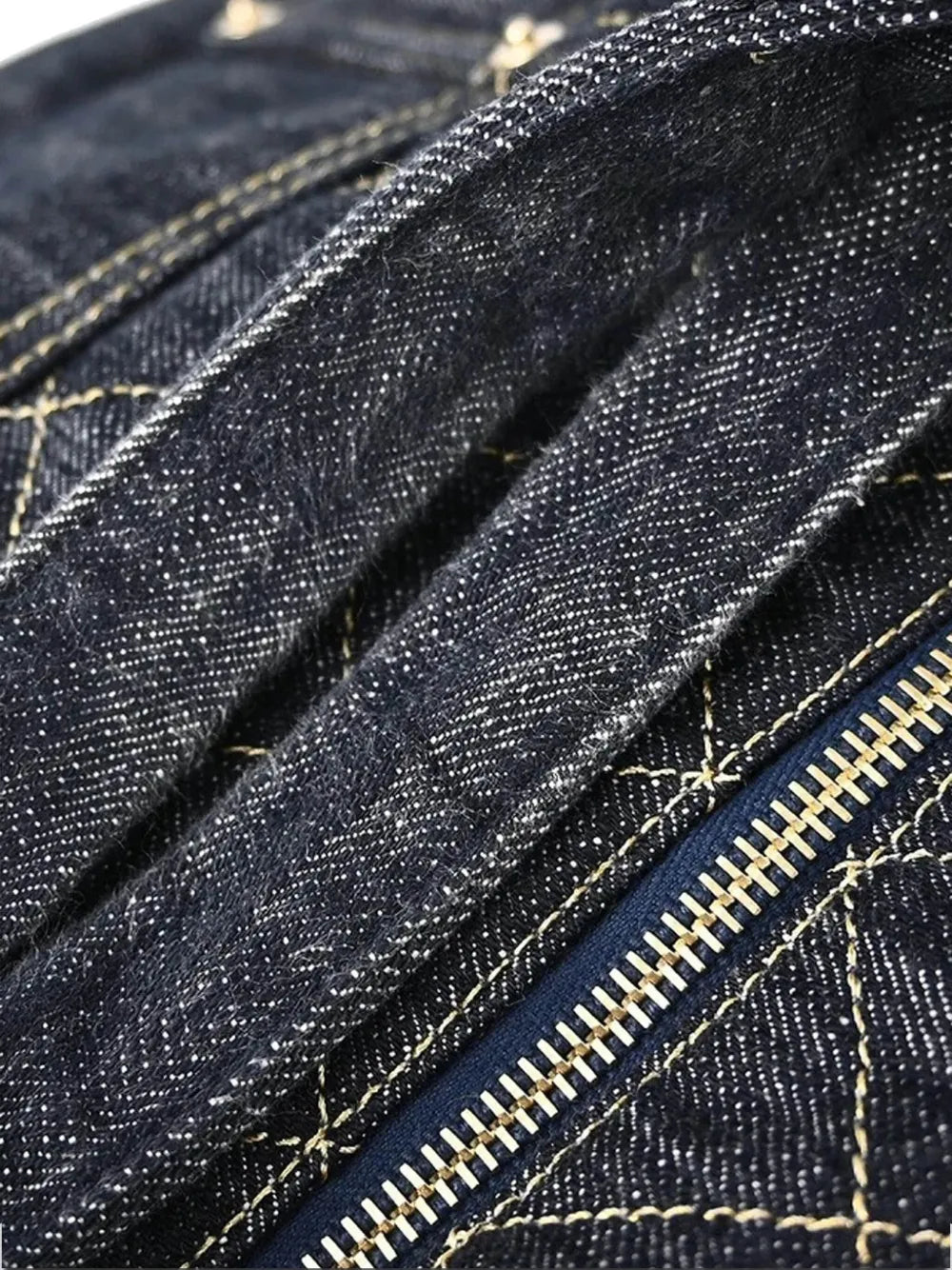 Pre-OwnedCHANEL Pre-Owned2006 CC denim tote bag