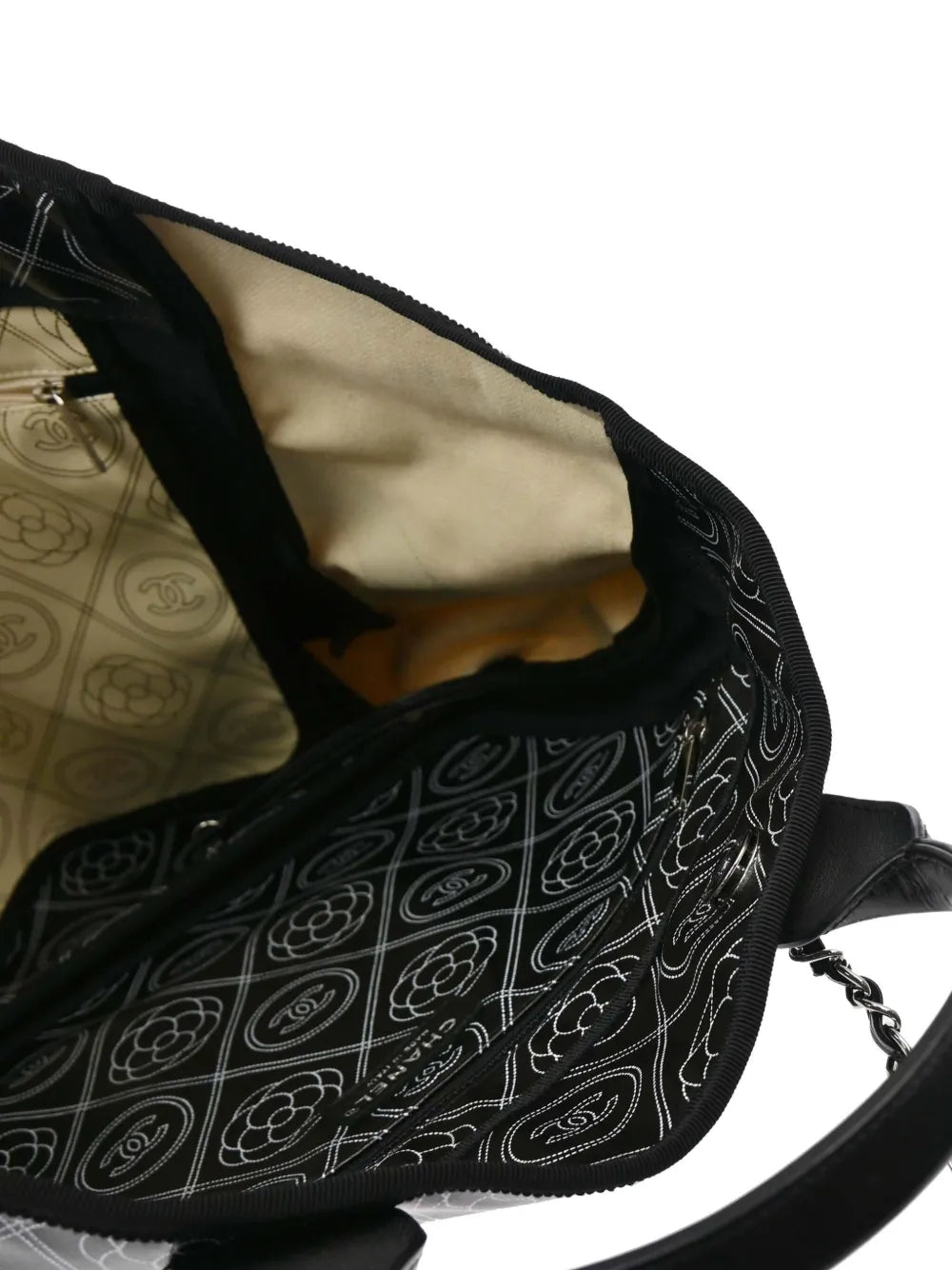 Pre-OwnedCHANEL Pre-Owned2017 Camellia Shopping two-way bag