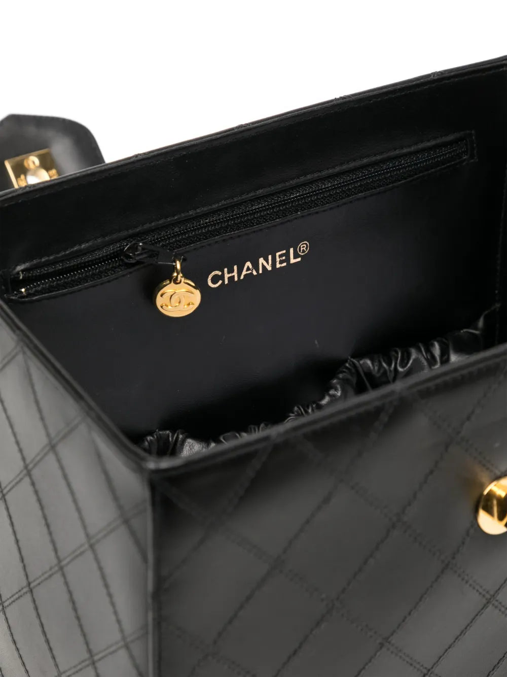 Pre-OwnedCHANEL Pre-Owned1994 Vanity Case