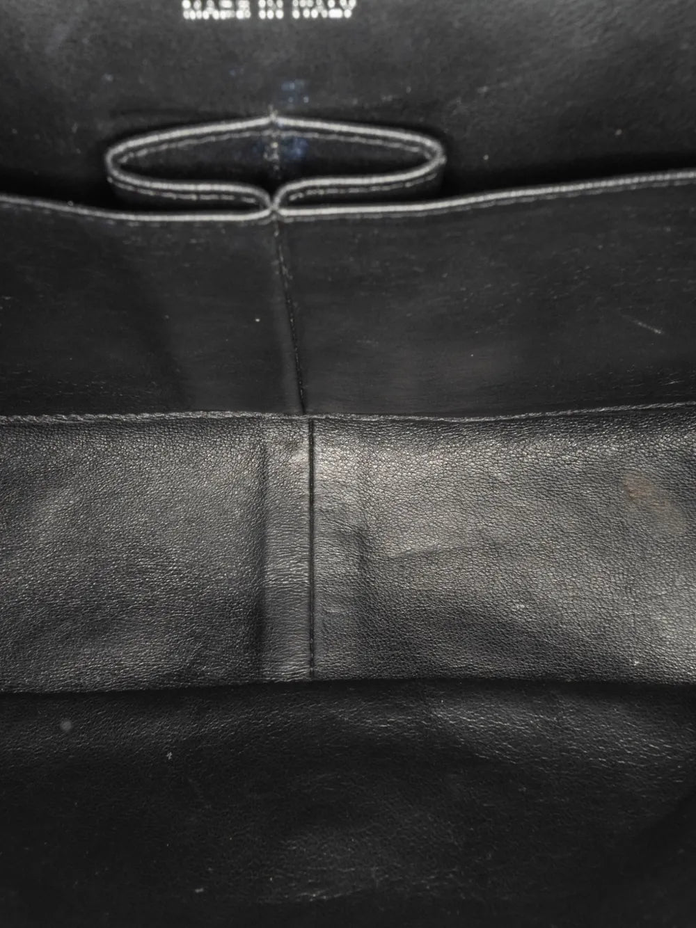 Pre-OwnedCHANEL Pre-Owned2011 Jumbo Classic Patent Double Flap shoulder bag