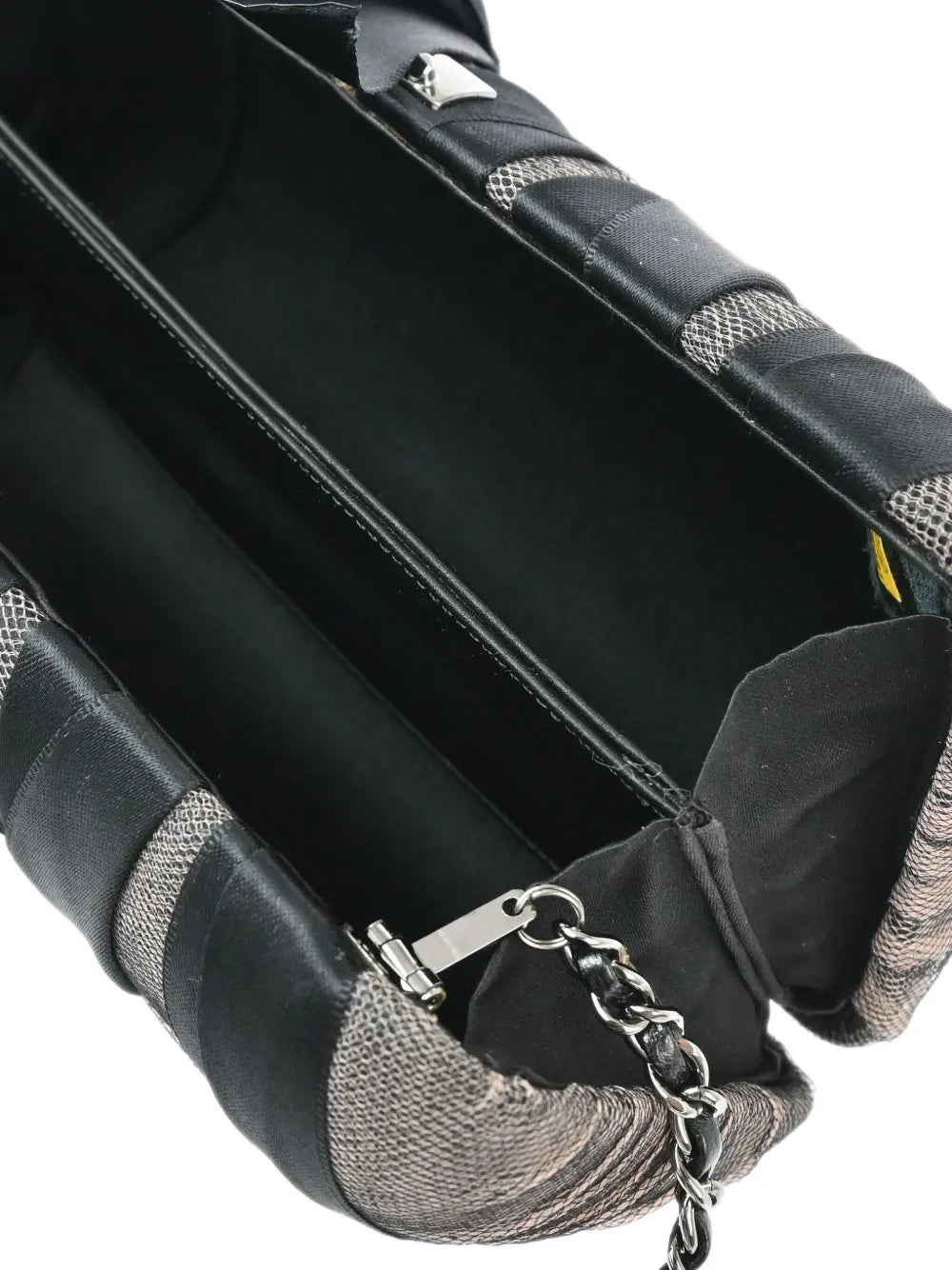 Pre-OwnedCHANEL Pre-Owned2007 Bow shoulder bag