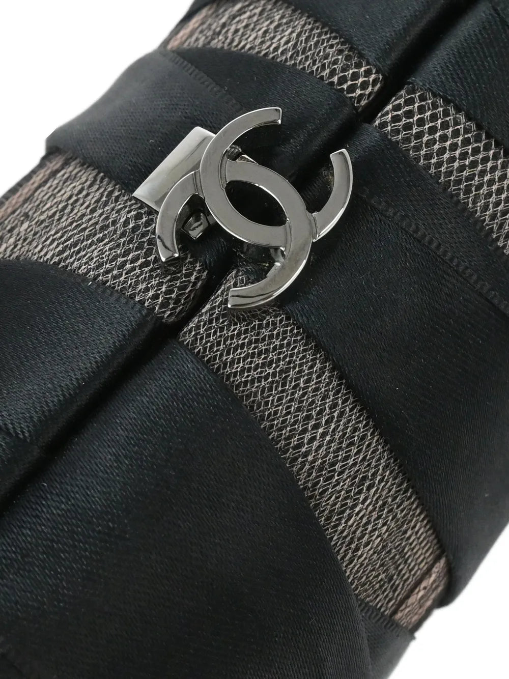 Pre-OwnedCHANEL Pre-Owned2007 Bow shoulder bag