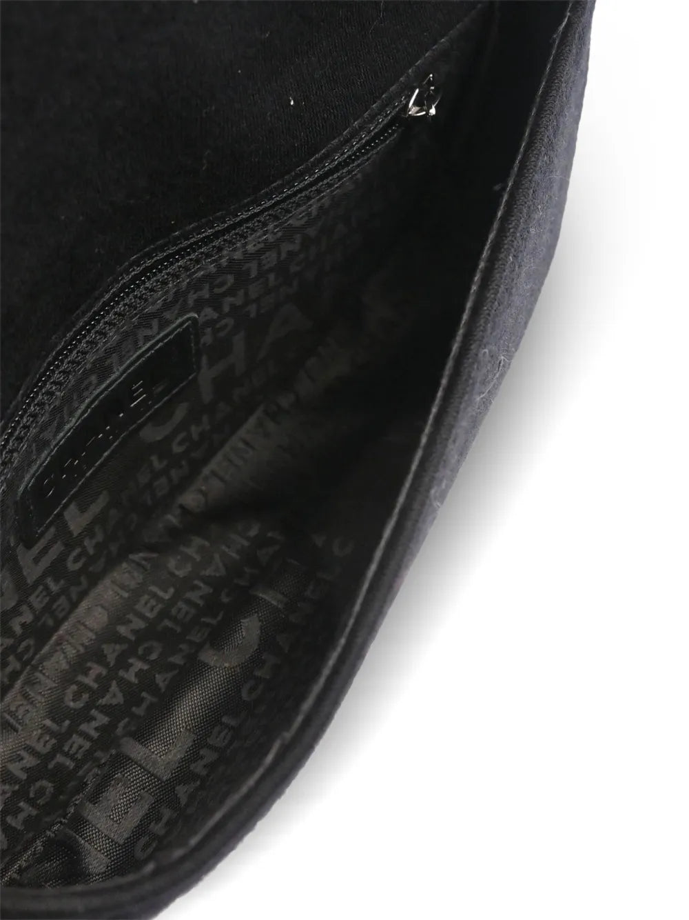 Pre-OwnedCHANEL Pre-Owned2003 Ice Cube shoulder bag