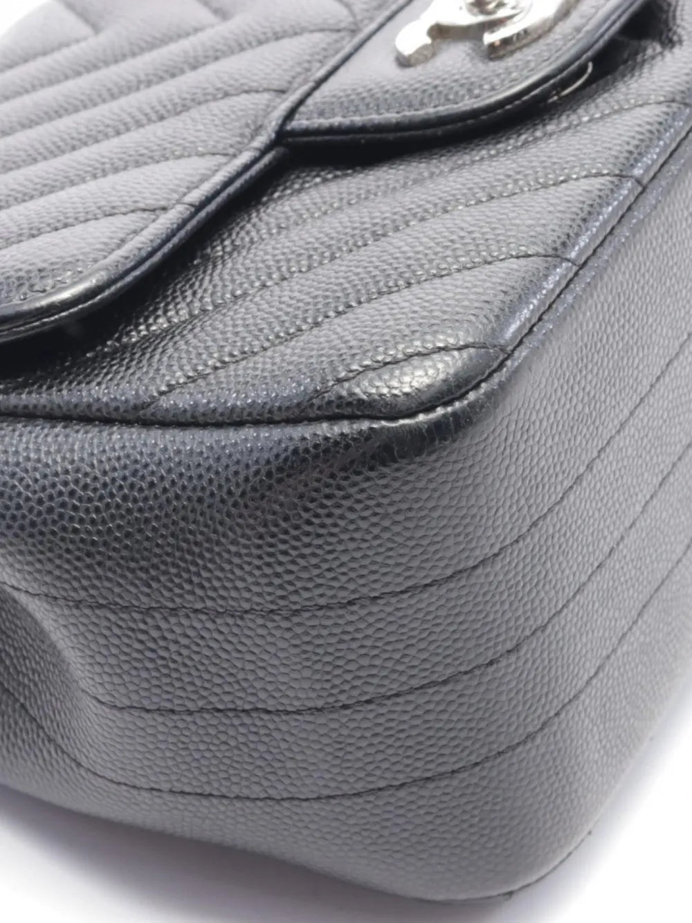 Pre-OwnedCHANEL Pre-Owned2017-2018 mini quilted shoulder bag
