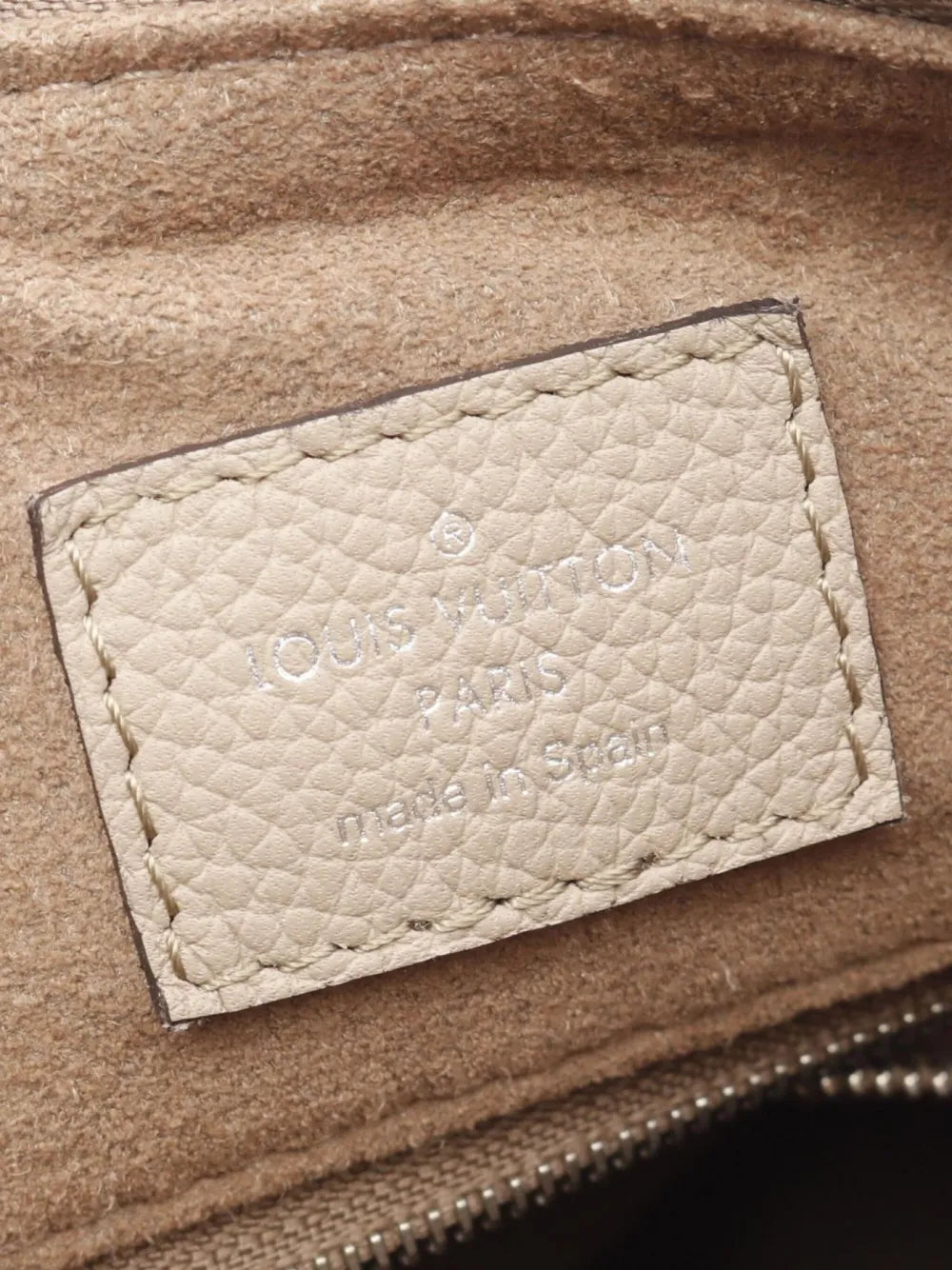 Pre-OwnedLouis Vuitton Pre-Owned2020 Beaubourg handbag