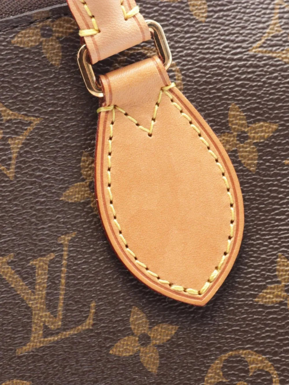 Pre-OwnedLouis Vuitton Pre-Owned2015 Turen GM handbag