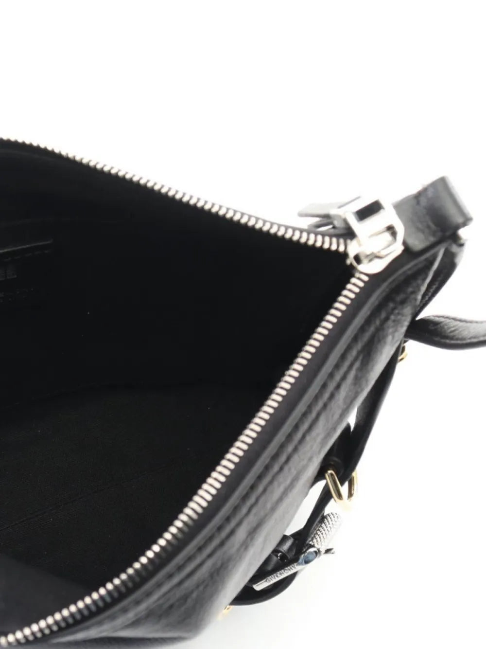 Pre-OwnedGivenchy Pre-Owned2020s Voyou shoulder bag