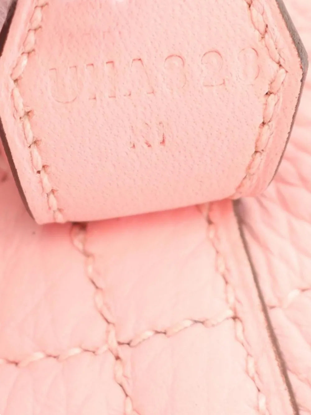 Pre-OwnedHermre-Owned2022 Bolide 31 handbag