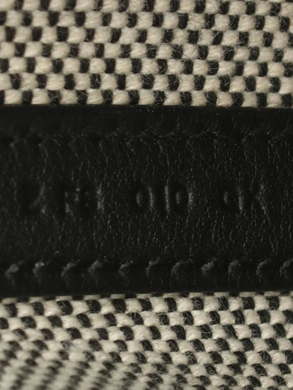 Pre-OwnedHermre-Owned2021 Ambie GM handbag