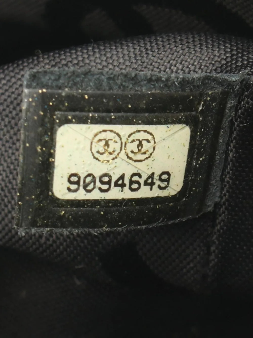 Pre-OwnedCHANEL Pre-Owned2004-2005 Cambon medium handbag