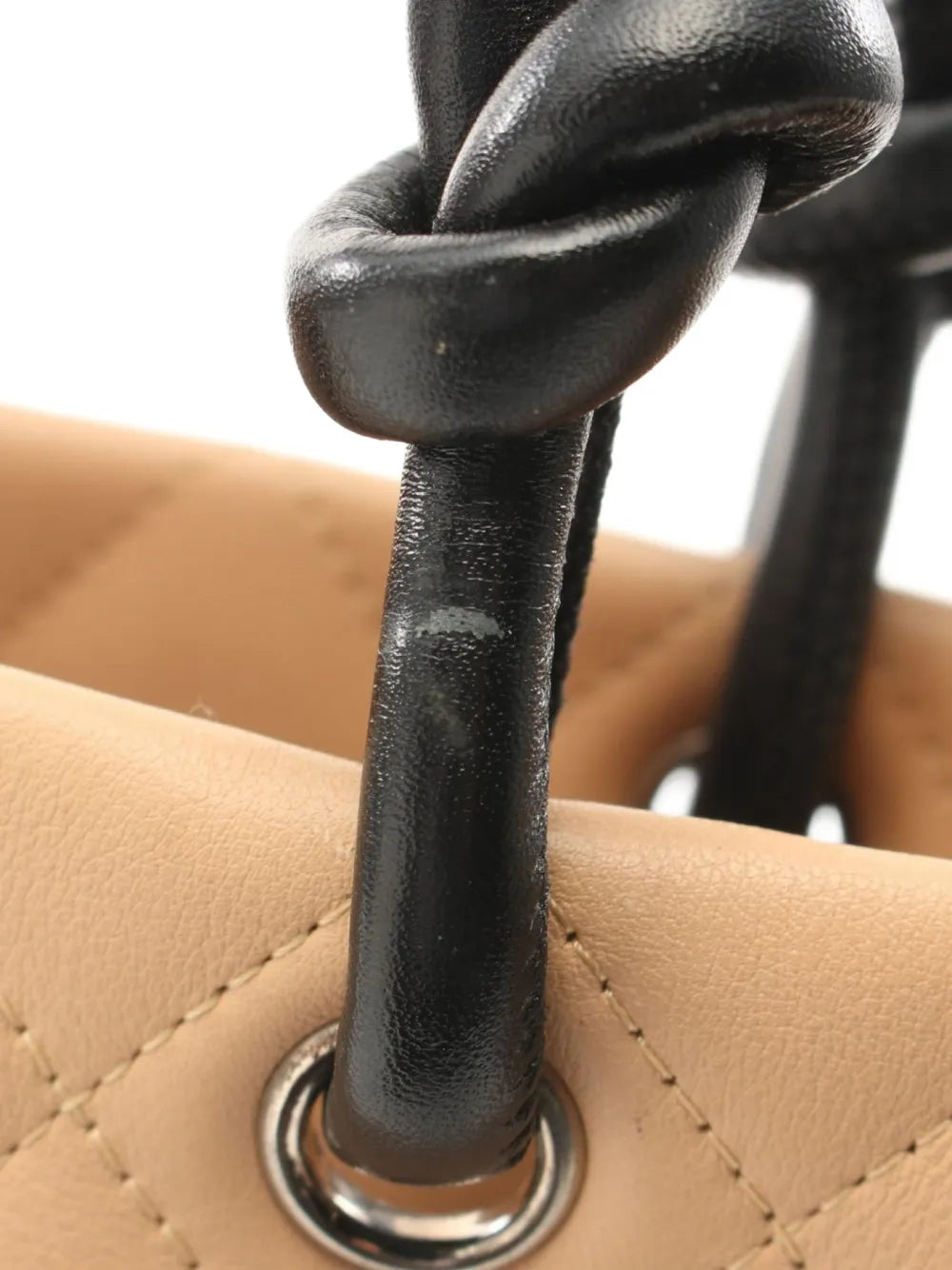 Pre-OwnedCHANEL Pre-Owned2004-2005 Cambon medium handbag