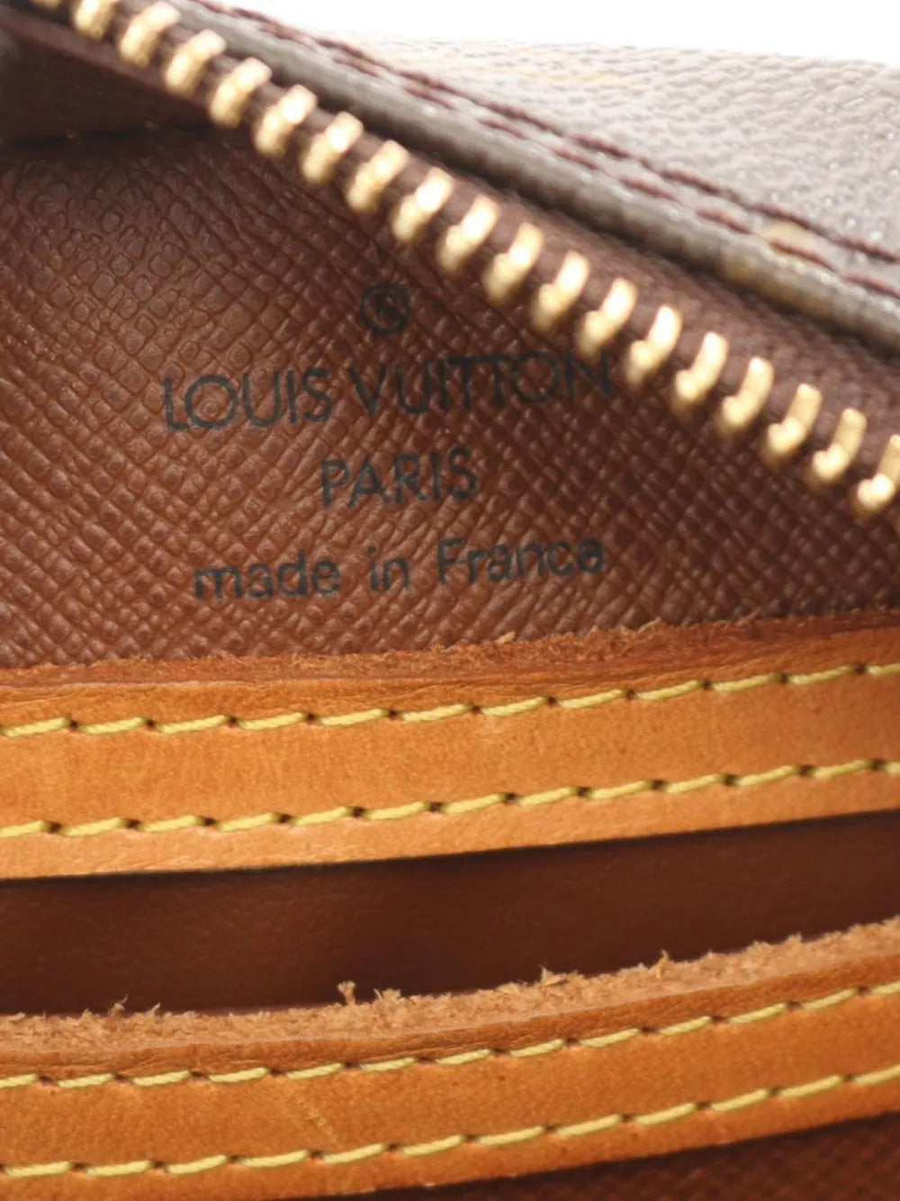 Pre-OwnedLouis Vuitton Pre-Owned2003 Blois shoulder bag
