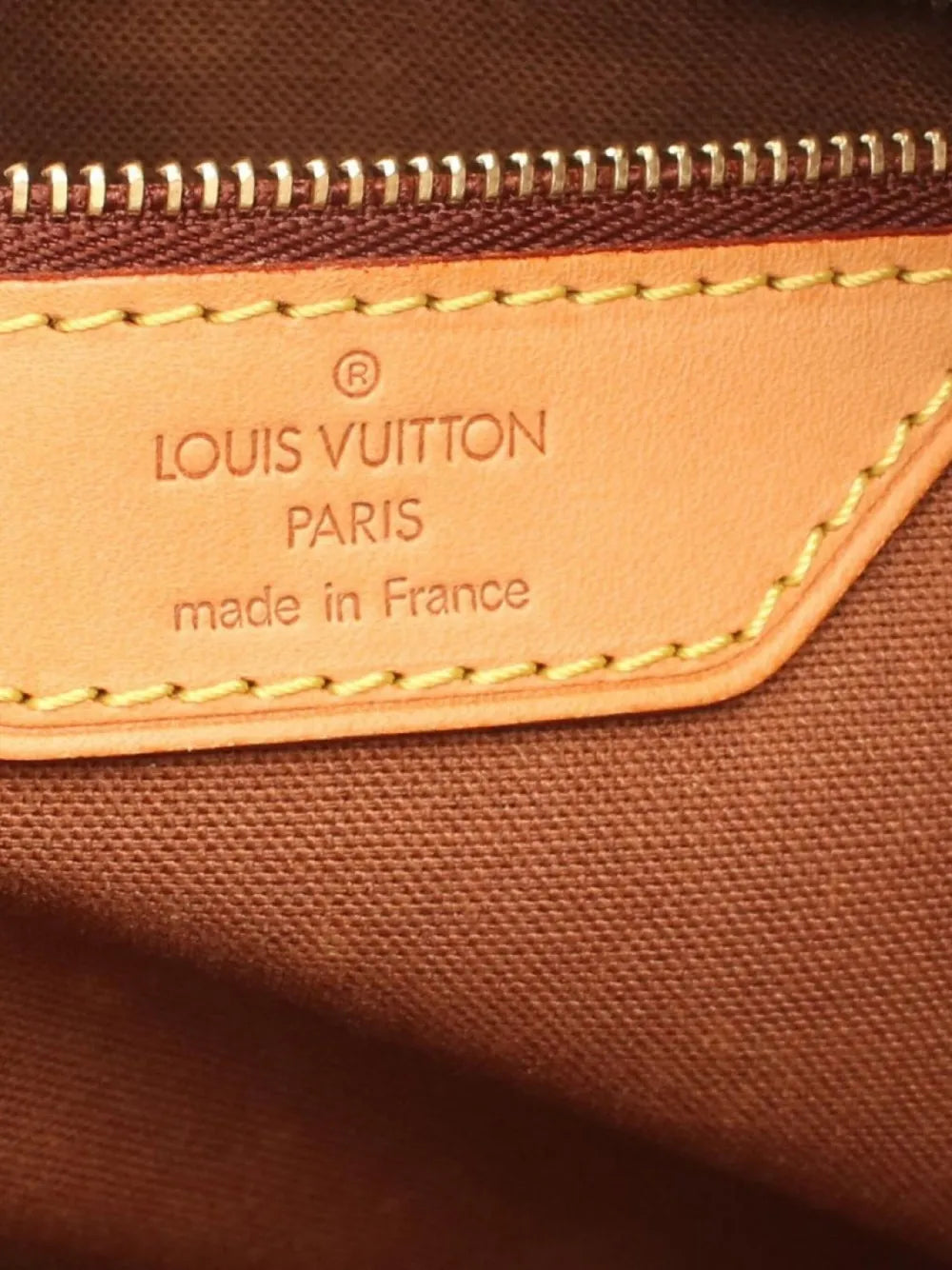 Pre-OwnedLouis Vuitton Pre-Owned2005 Batignolles Vertical shoulder bag
