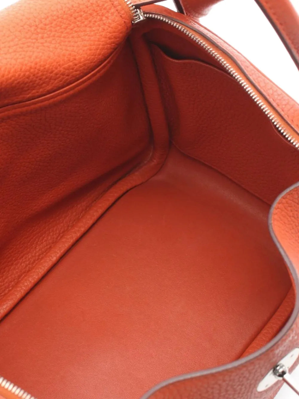 Pre-OwnedHermre-Owned2016 Lindy 26 shoulder bag
