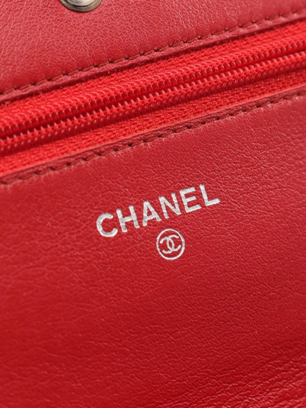 Pre-OwnedCHANEL Pre-Owned2011 Interlocking C clutch bag