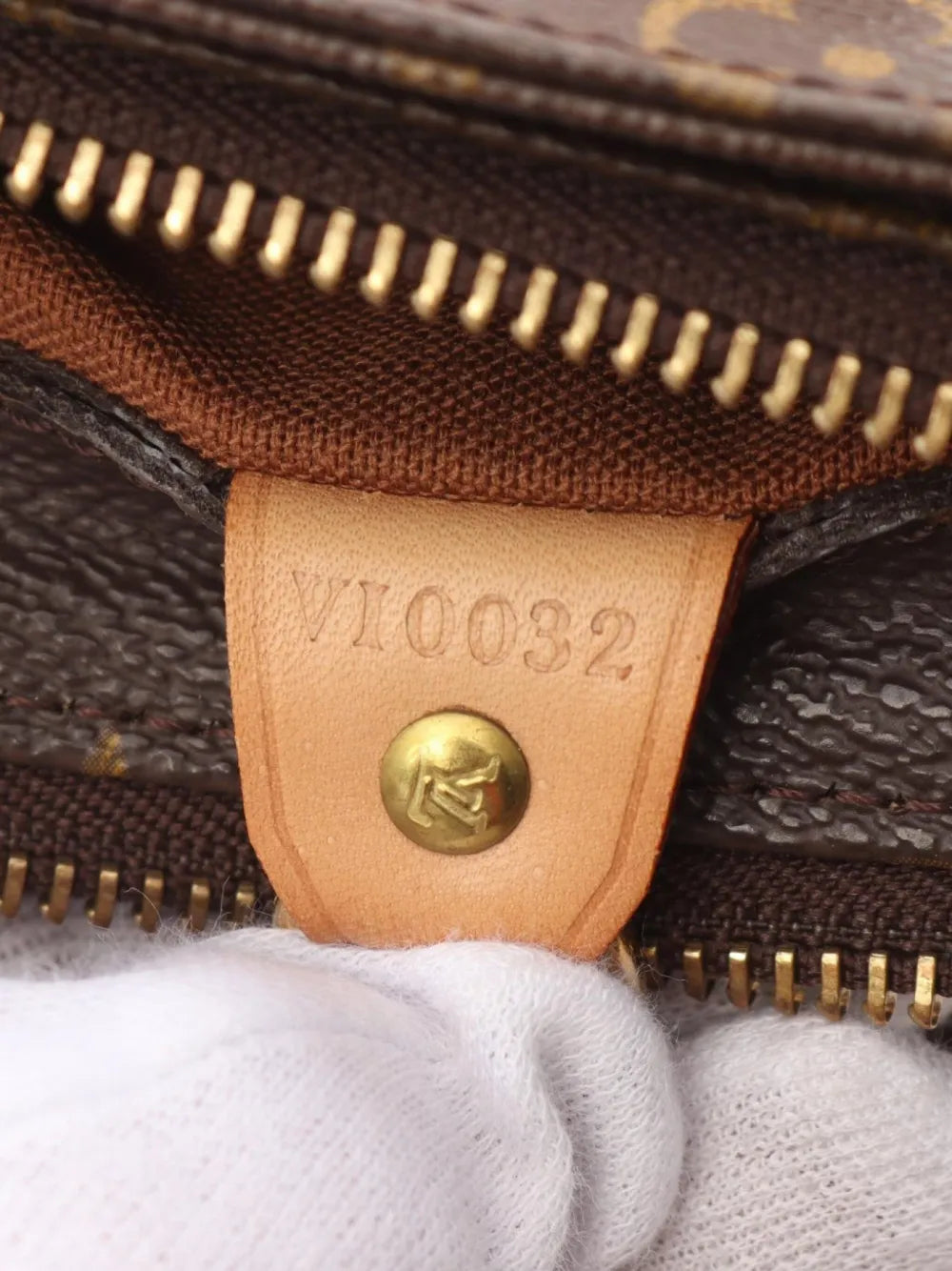 Pre-OwnedLouis Vuitton Pre-Owned2002 Cabas shoulder bag