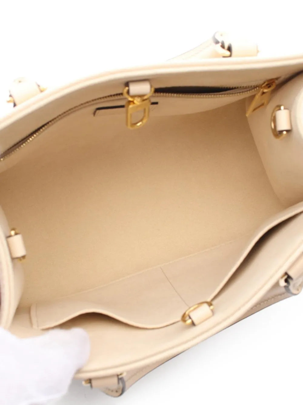 Pre-OwnedLouis Vuitton Pre-Owned2021 OnTheGo PM hand bag