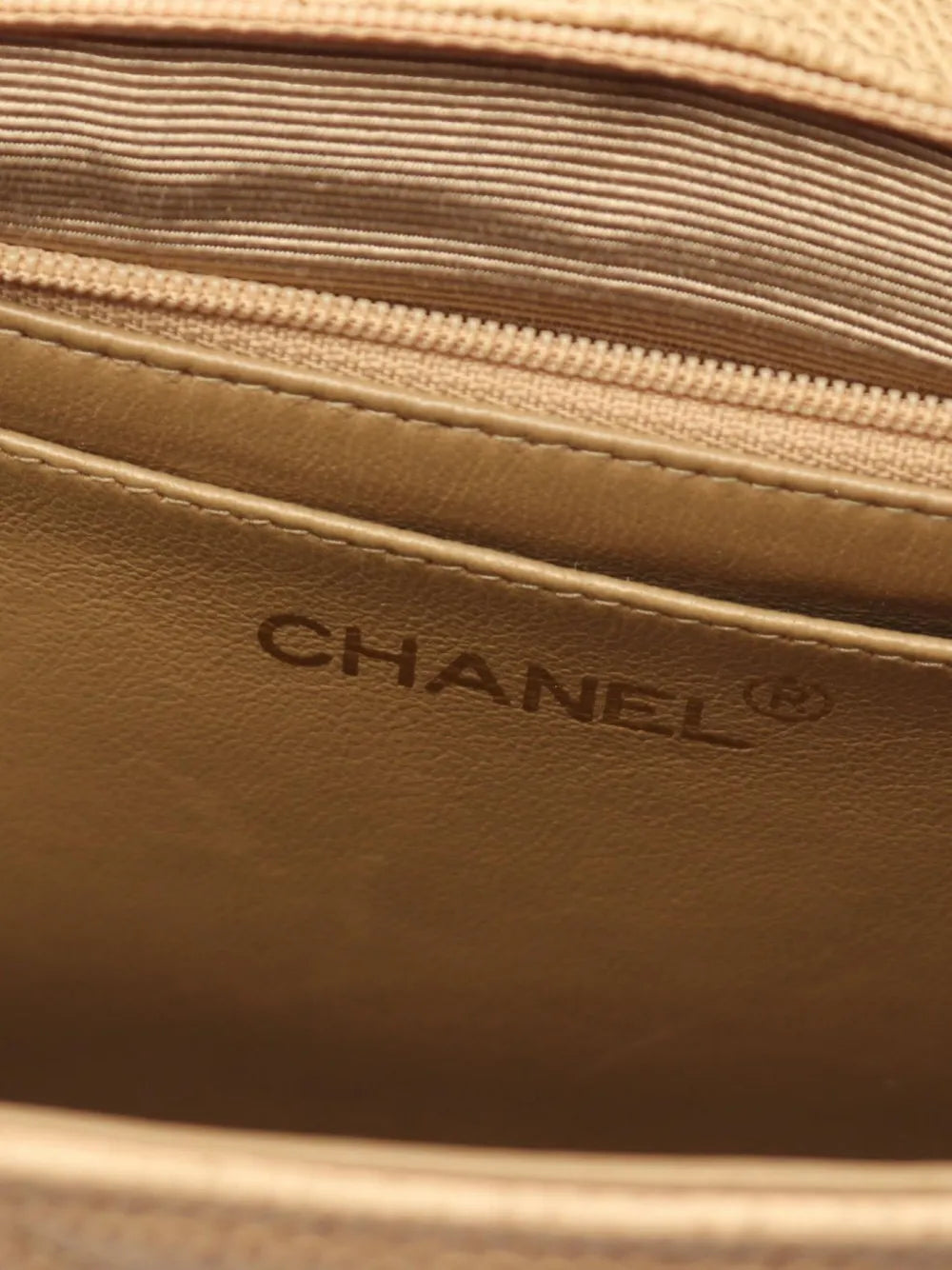 Pre-OwnedCHANEL Pre-Owned1994-1996 V-stitch shoulder bag