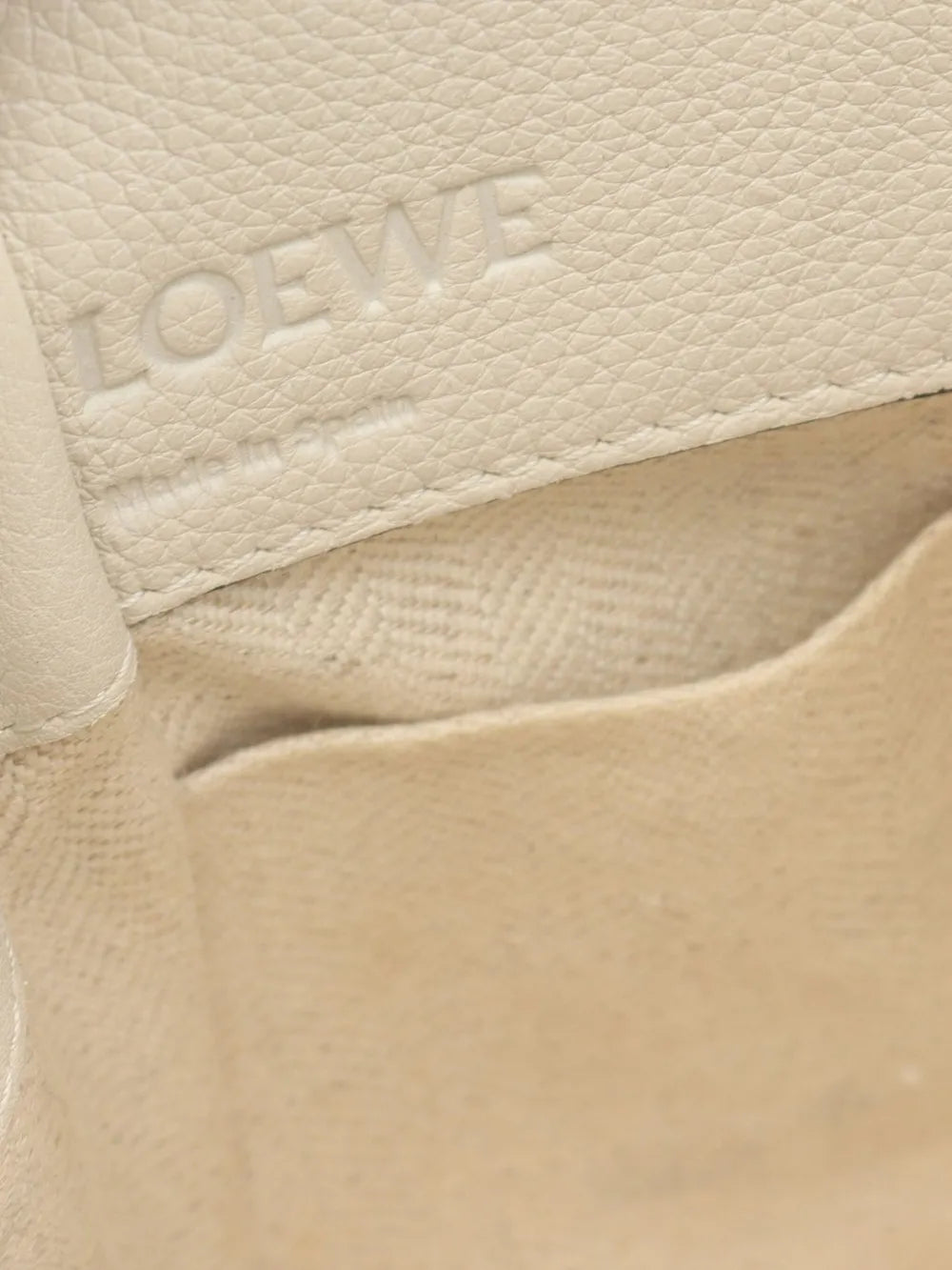 Pre-OwnedLoewe Pre-Owned2000s mini Hammock two-way handbag