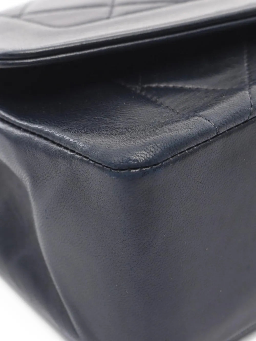 Pre-OwnedCHANEL Pre-Owned1991-1994 Diana Flab shoulder bag