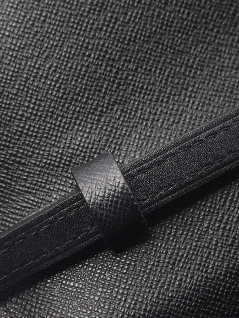 Pre-OwnedLouis Vuitton Pre-Owned2021 hook shoulder bag