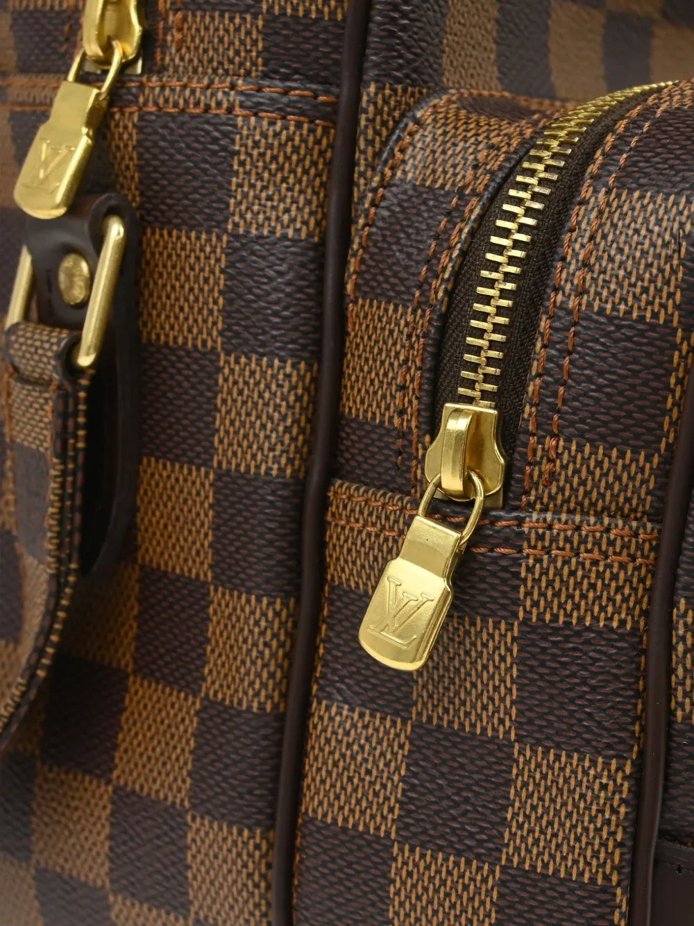 Pre-OwnedLouis Vuitton Pre-Owned2005 Nile shoulder bag