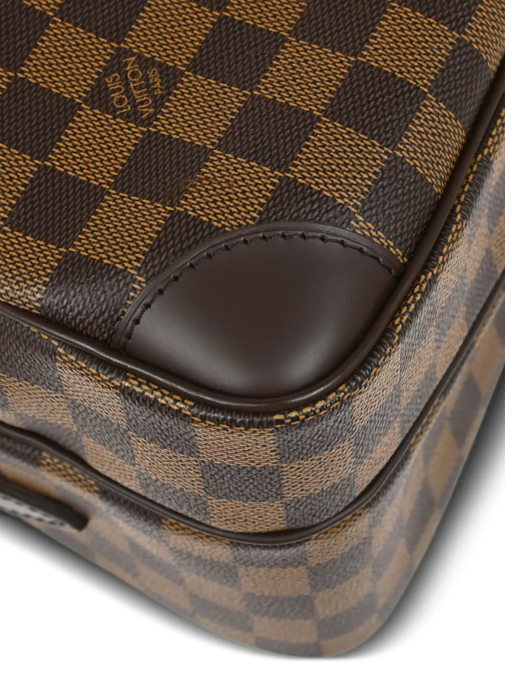 Pre-OwnedLouis Vuitton Pre-Owned2005 Nile shoulder bag