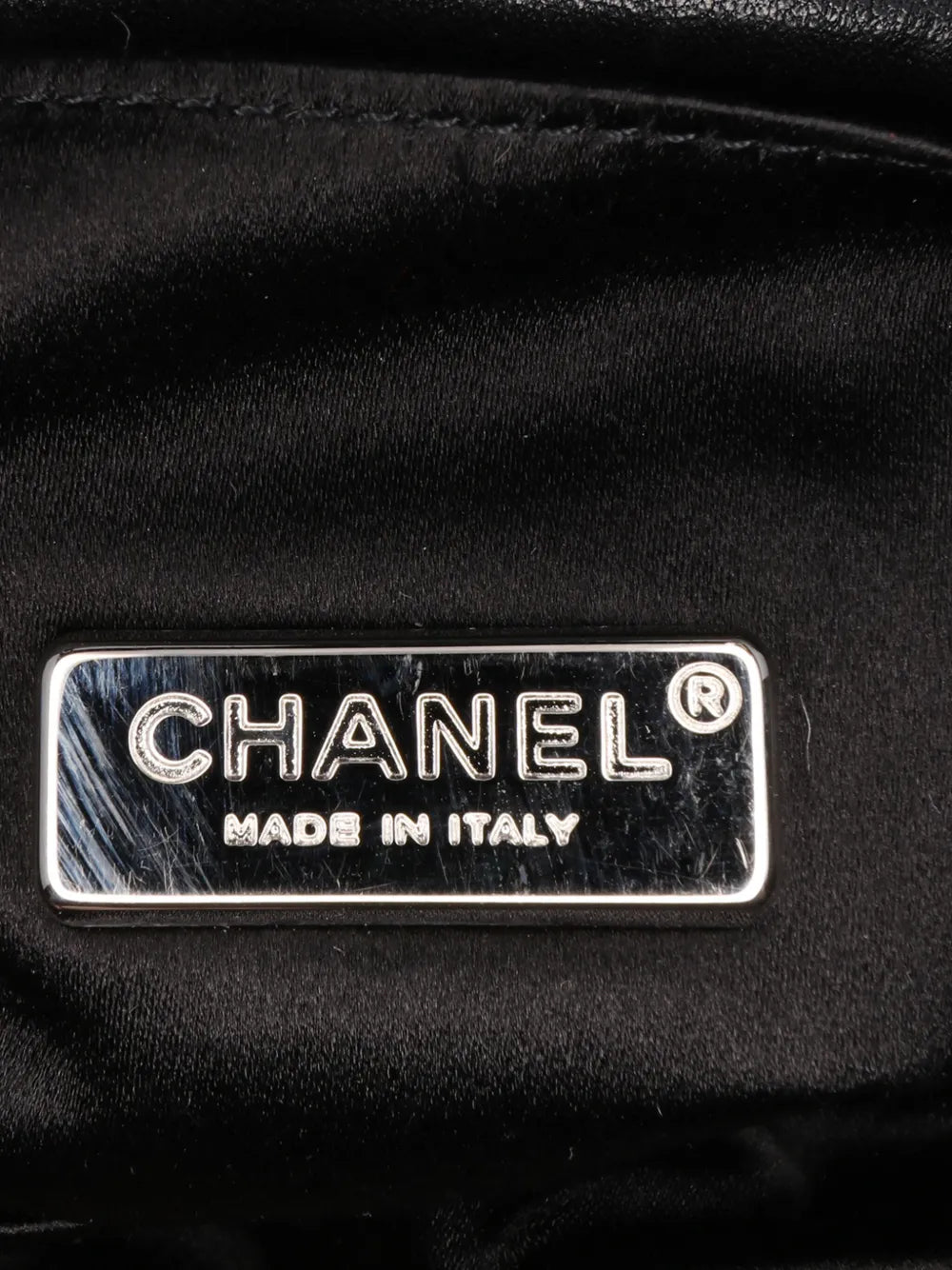 Pre-OwnedCHANEL Pre-Owned2010-2011 Quilted Lambskin Butterfly Clutch With Chain crossbody bag