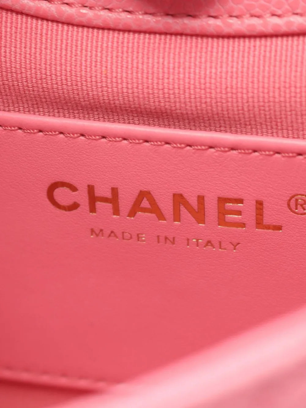 Pre-OwnedCHANEL Pre-Owned2021 mini Matelasse Chain handbag