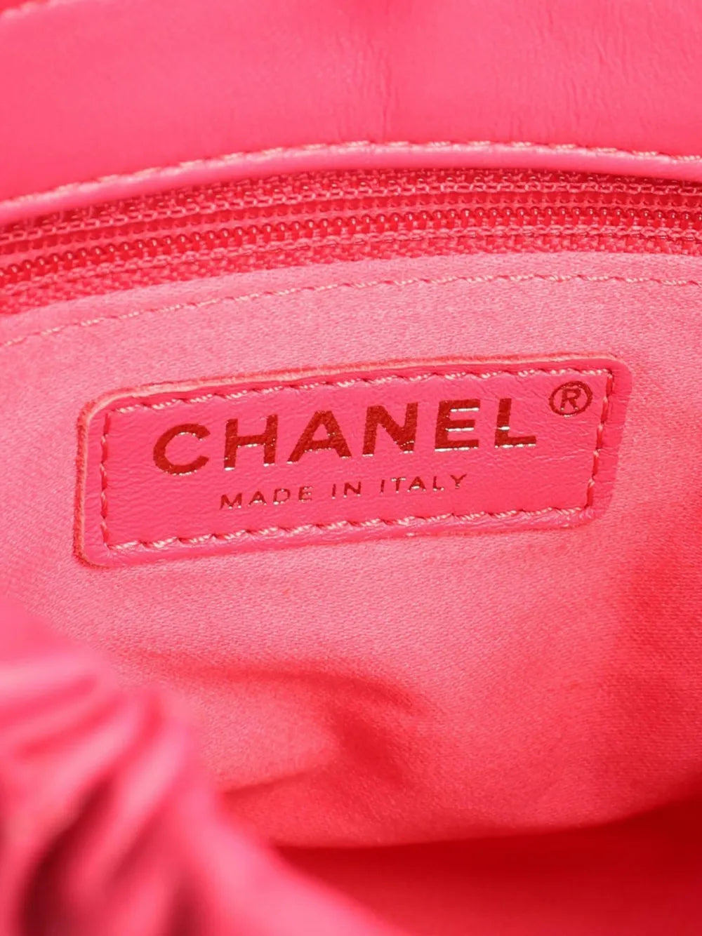 Pre-OwnedCHANEL Pre-Owned2021 Interlocking CC-charms shoulder bag