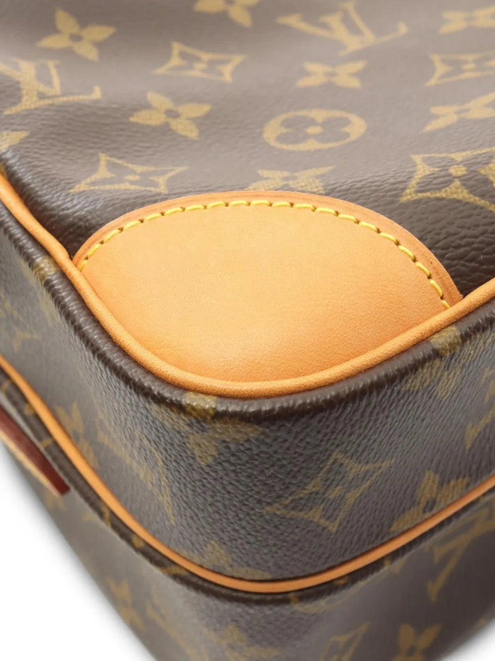 Pre-OwnedLouis Vuitton Pre-Owned2004 Nil shoulder bag
