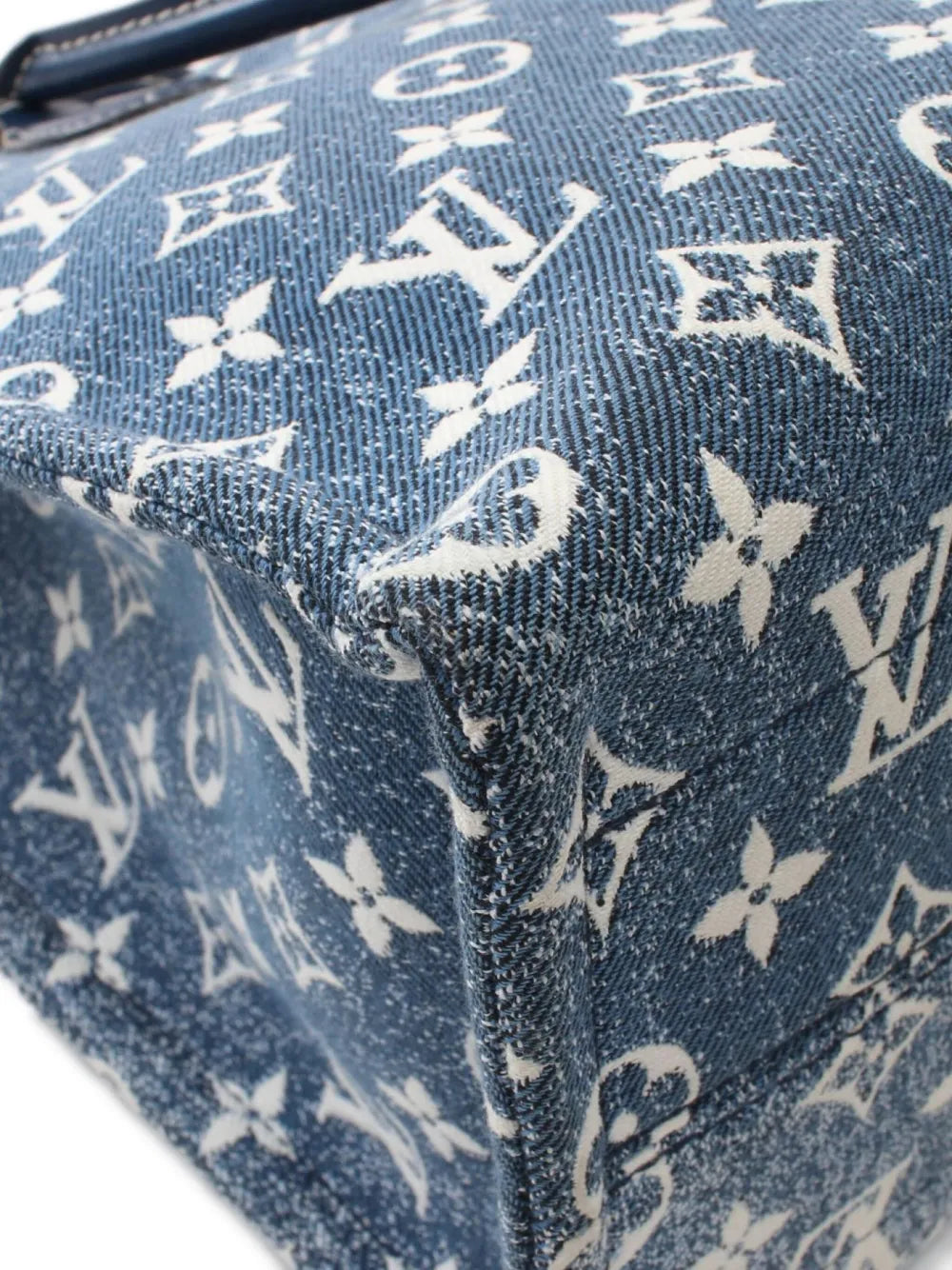 Pre-OwnedLouis Vuitton Pre-Owned2021 OnTheGo MM tote bag