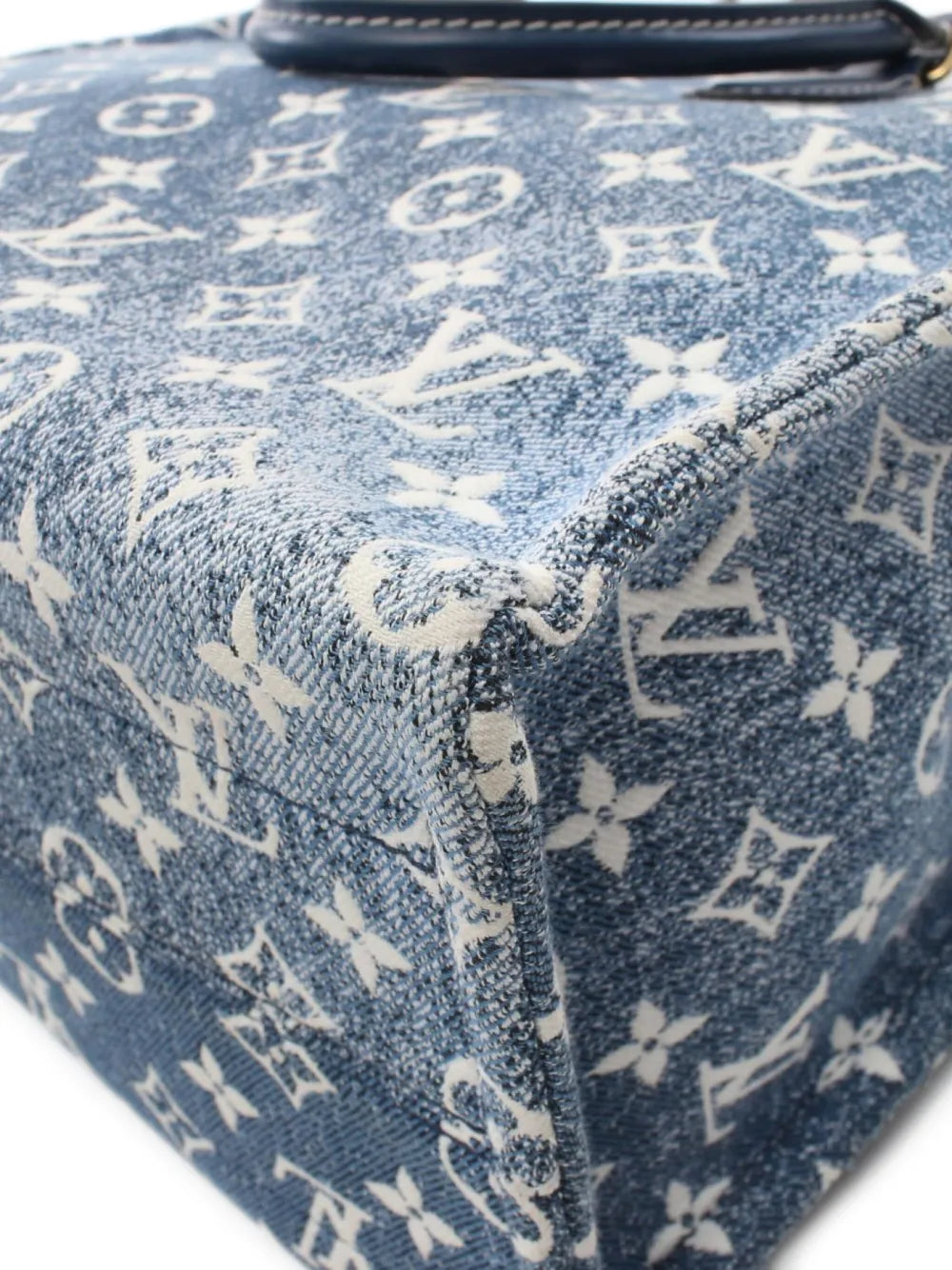 Pre-OwnedLouis Vuitton Pre-Owned2021 OnTheGo MM tote bag