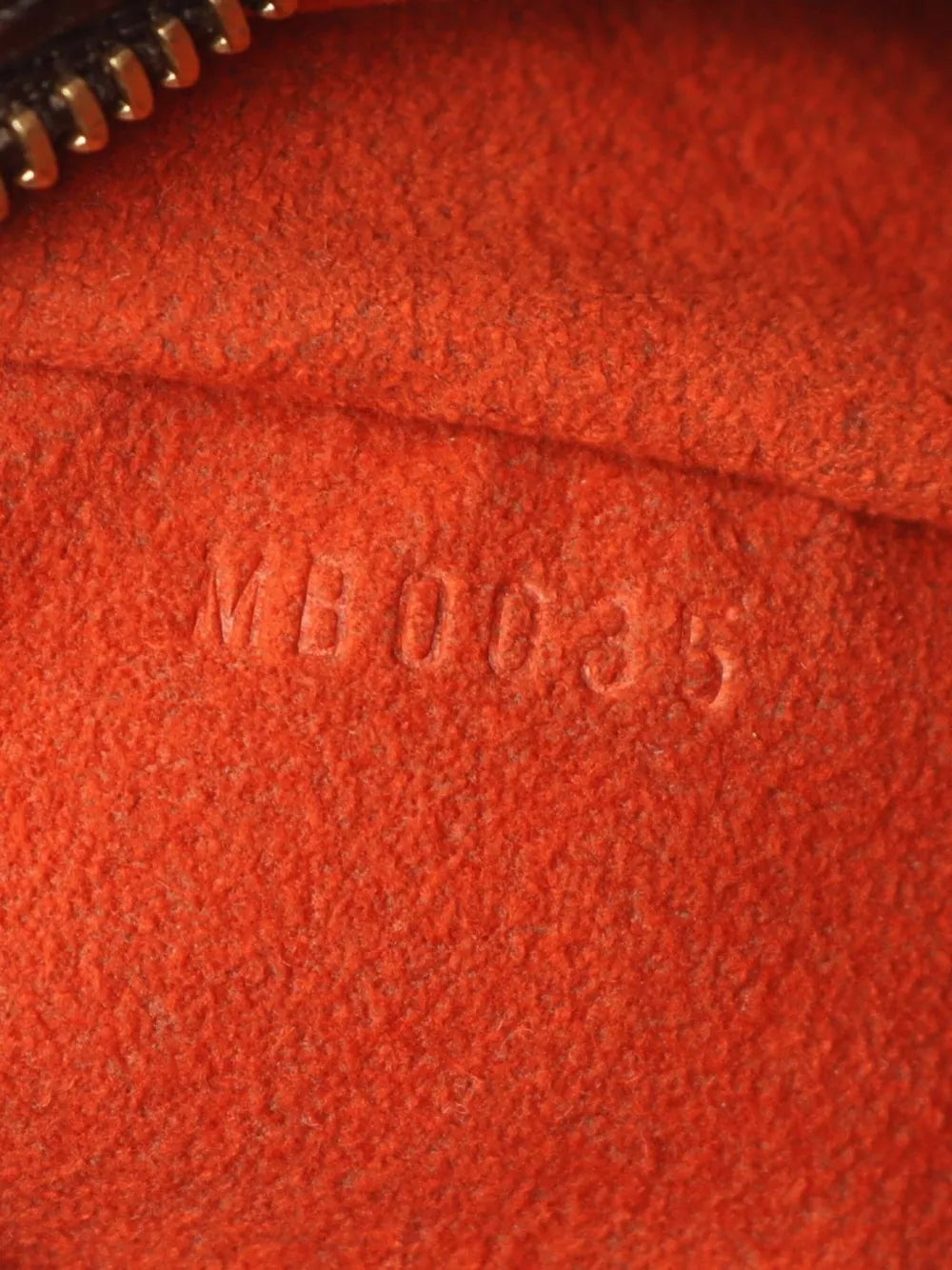 Pre-OwnedLouis Vuitton Pre-Owned2005 Uzes tote bag