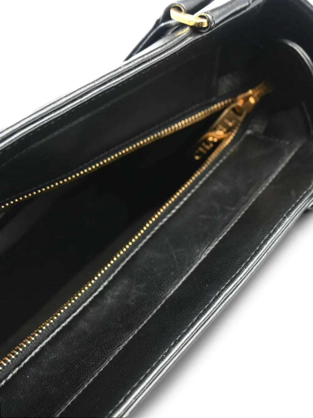 Pre-OwnedCHANEL Pre-Owned2002 Choco Bar handbag