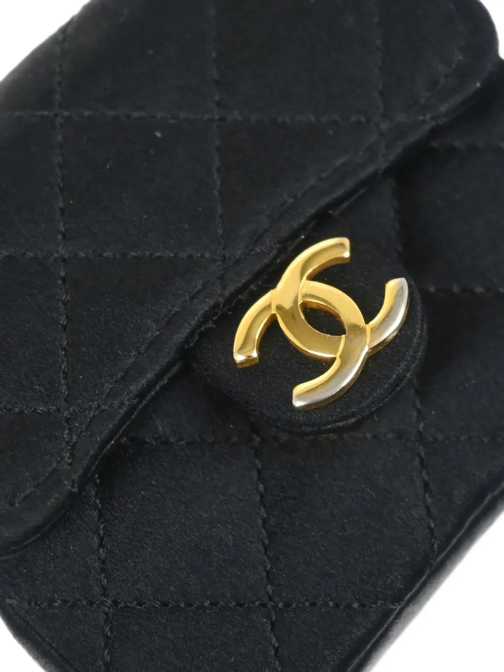 Pre-OwnedCHANEL Pre-Ownedquilted flap bag