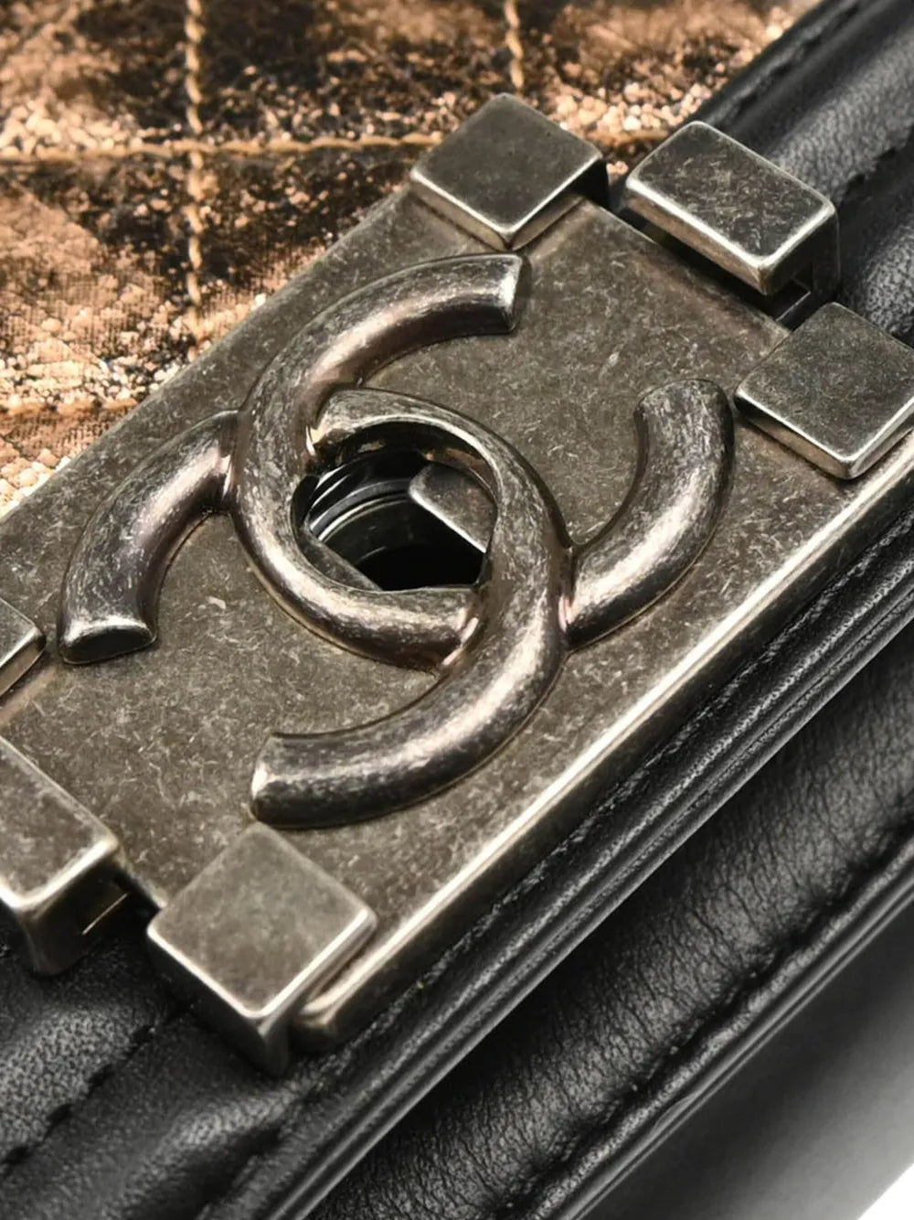 Pre-OwnedCHANEL Pre-Owned2018 medium Boy shoulder bag