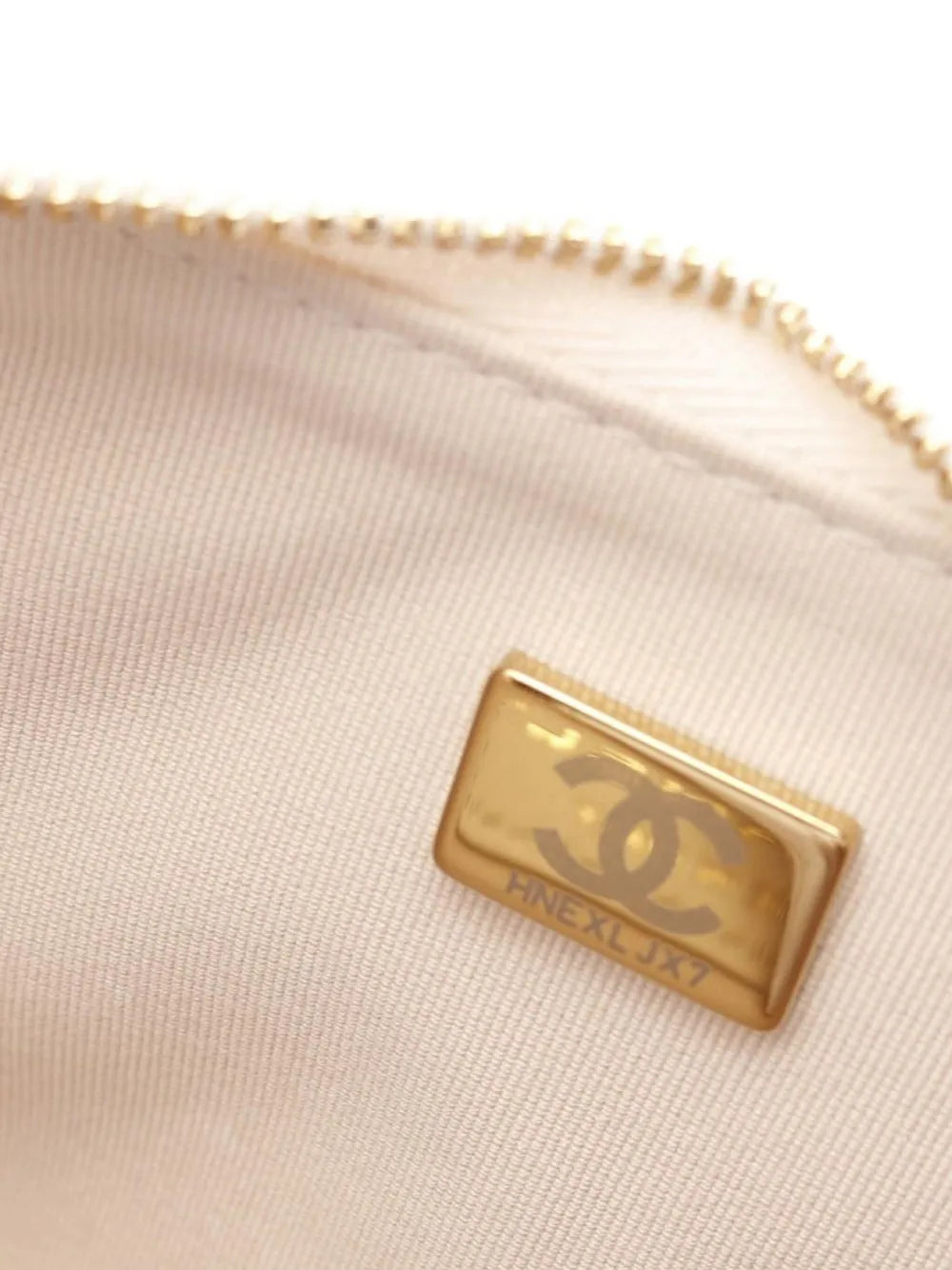 Pre-OwnedCHANEL Pre-Owned2021 small Hobo shoulder bag