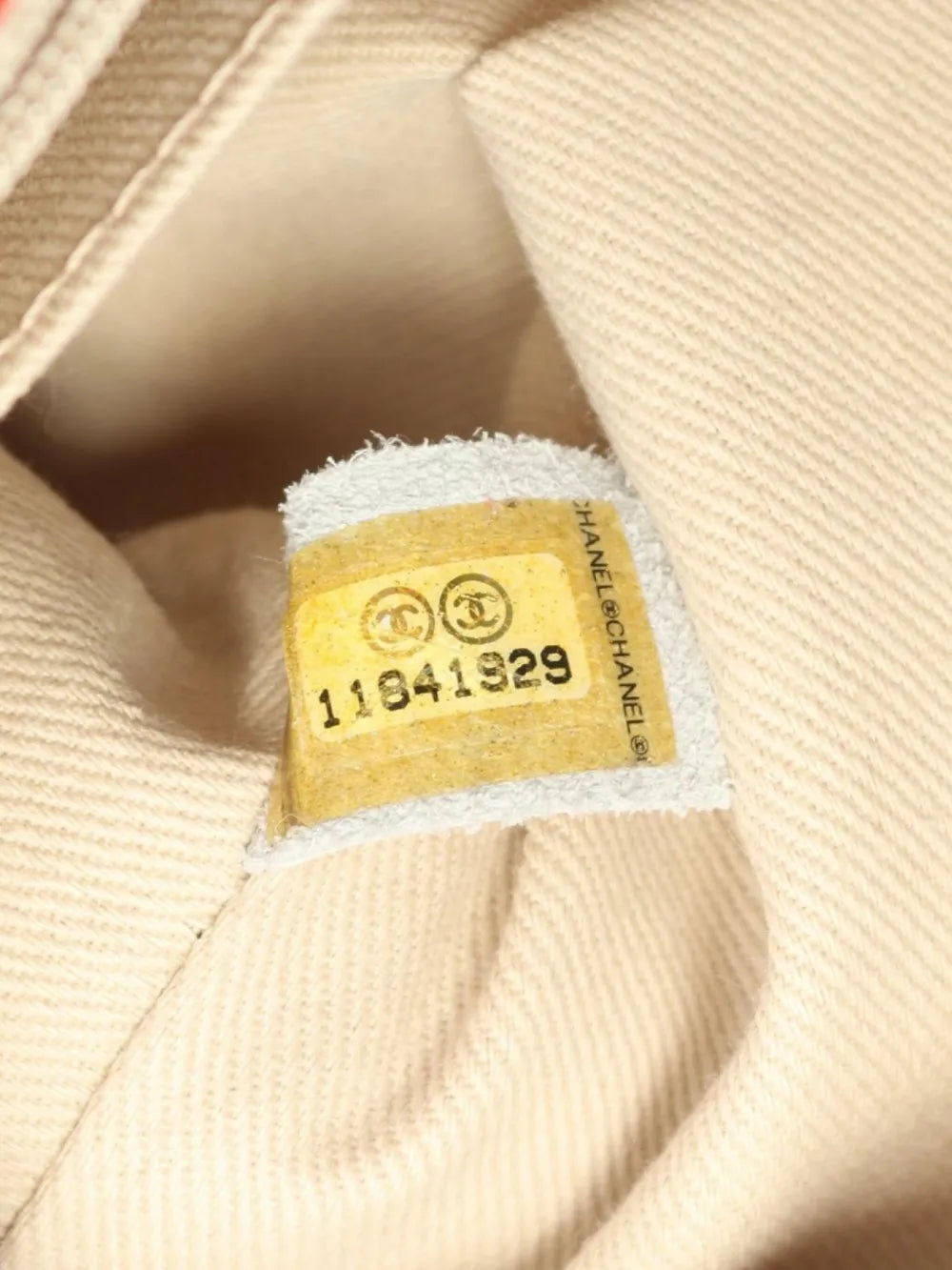Pre-OwnedCHANEL Pre-Owned2006-2008 Matelasse shoulder bag