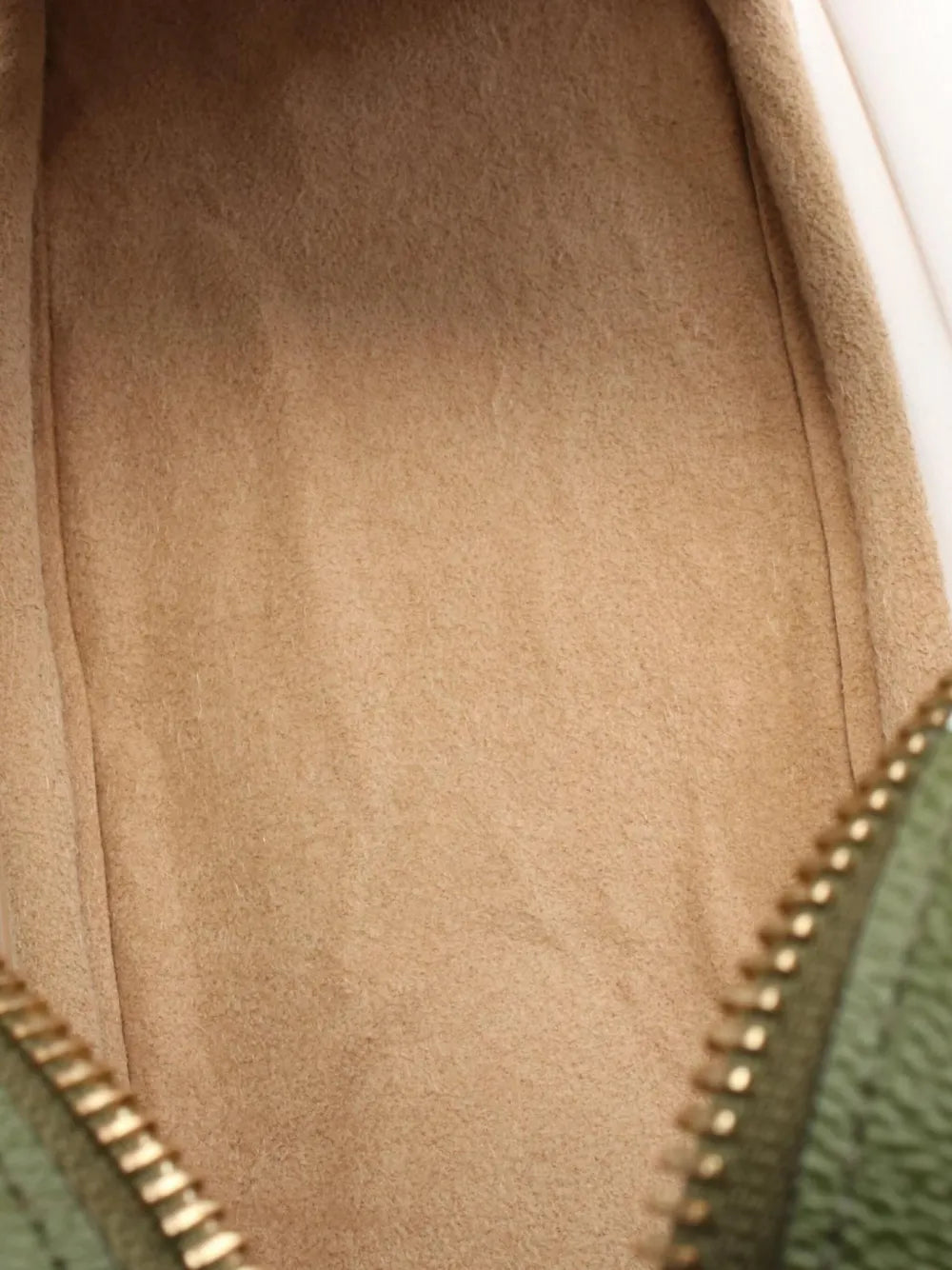 Pre-OwnedLouis Vuitton Pre-Owned2019 Giant Monogram shoulder bag