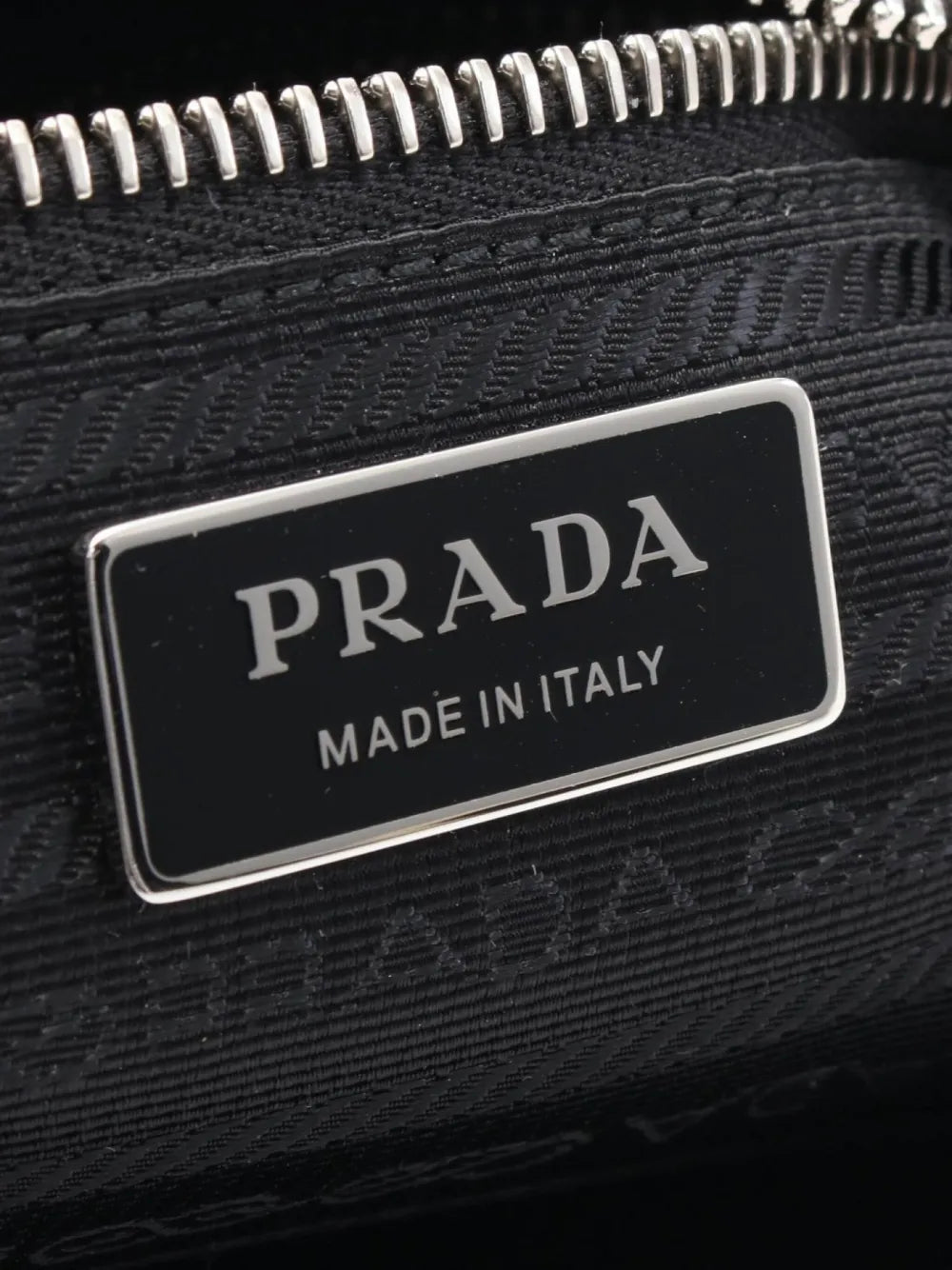 Pre-OwnedPrada Pre-Owned20's Re-Nylon shoulder bag