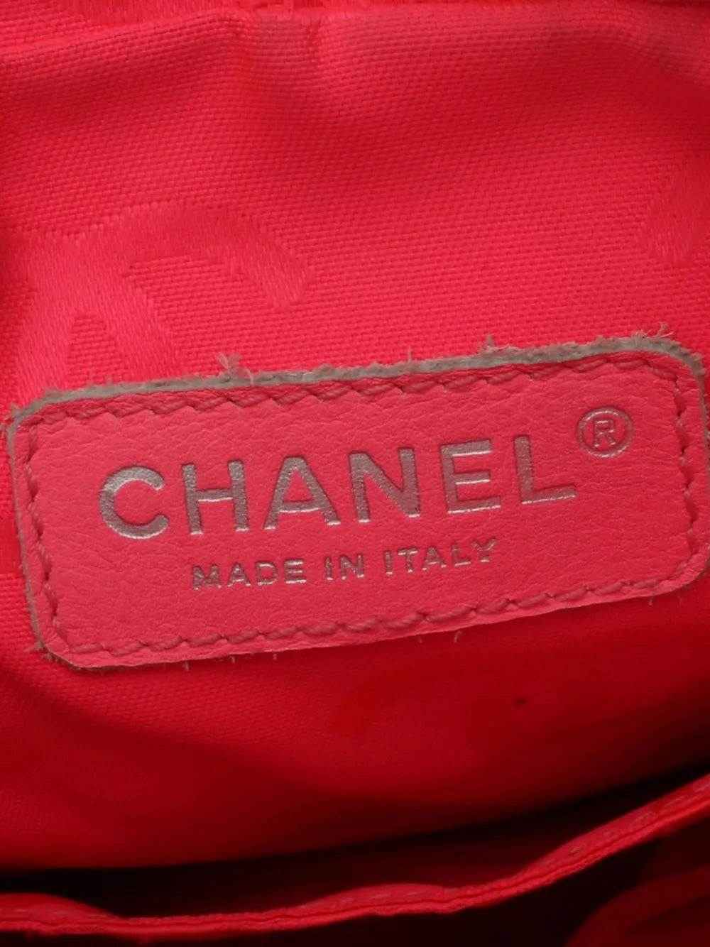 Pre-OwnedCHANEL Pre-Owned2004-2005 Cambon Line shoulder bag