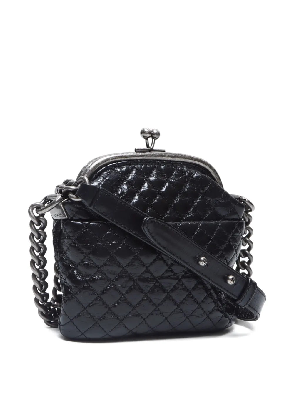 Pre-OwnedCHANEL Pre-Owned2015-2016 diamond-quilted shoulder bag
